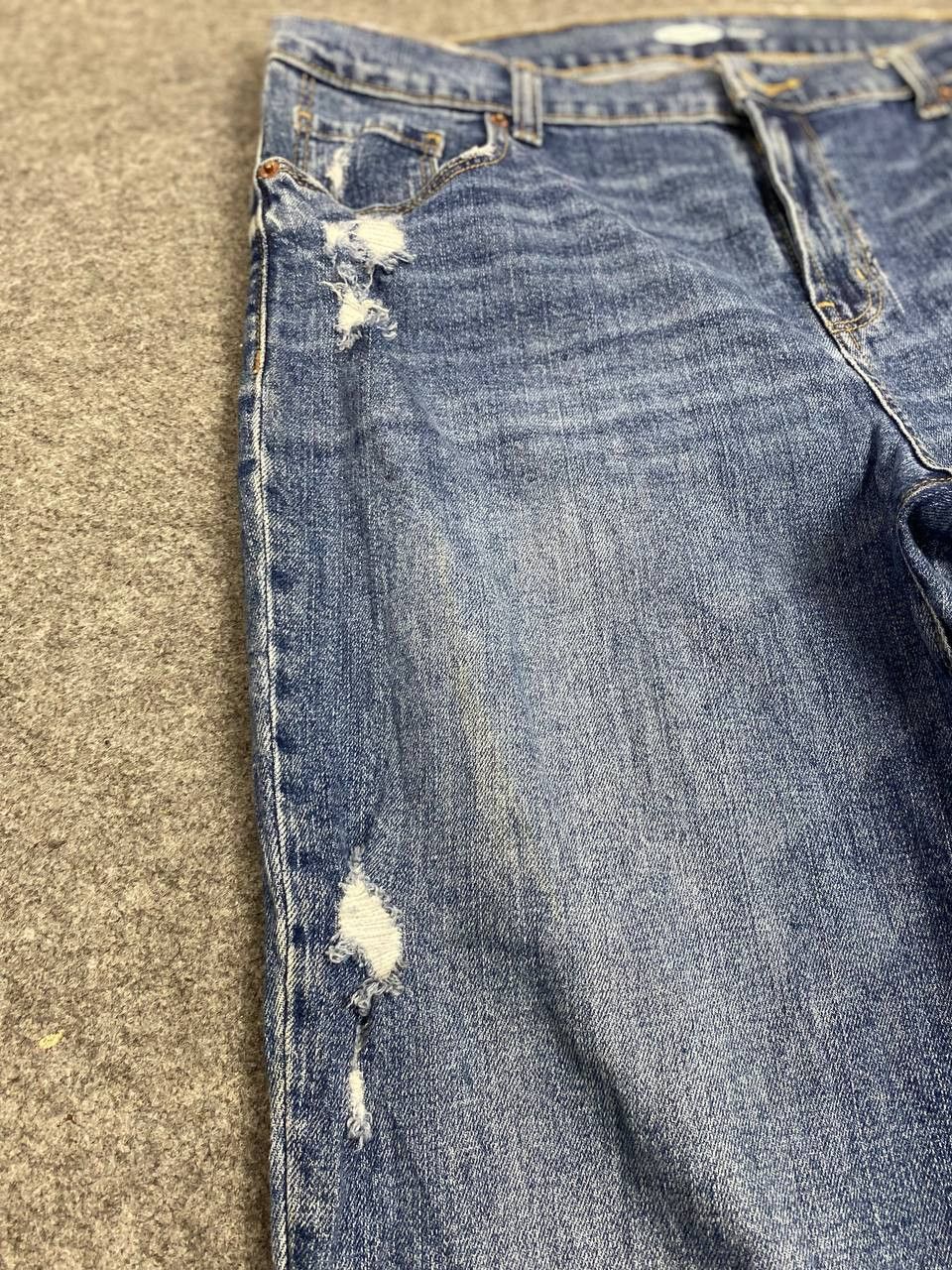 Old Navy old navy boyfriend cut mid rise distressed denim Size US 36 / EU 52 - 10 Thumbnail