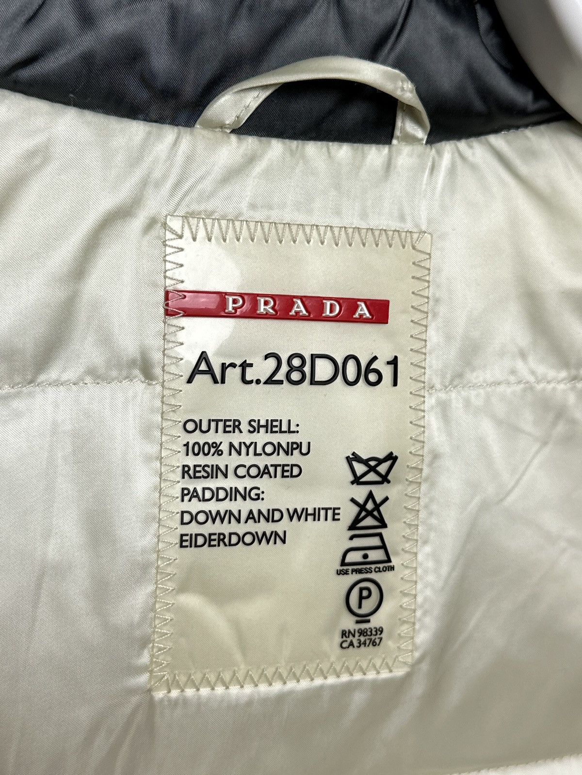 Prada Prada Puffer Down Nylon Metal Logo Jacket Size S / US 4 / IT 40 - 11 Thumbnail
