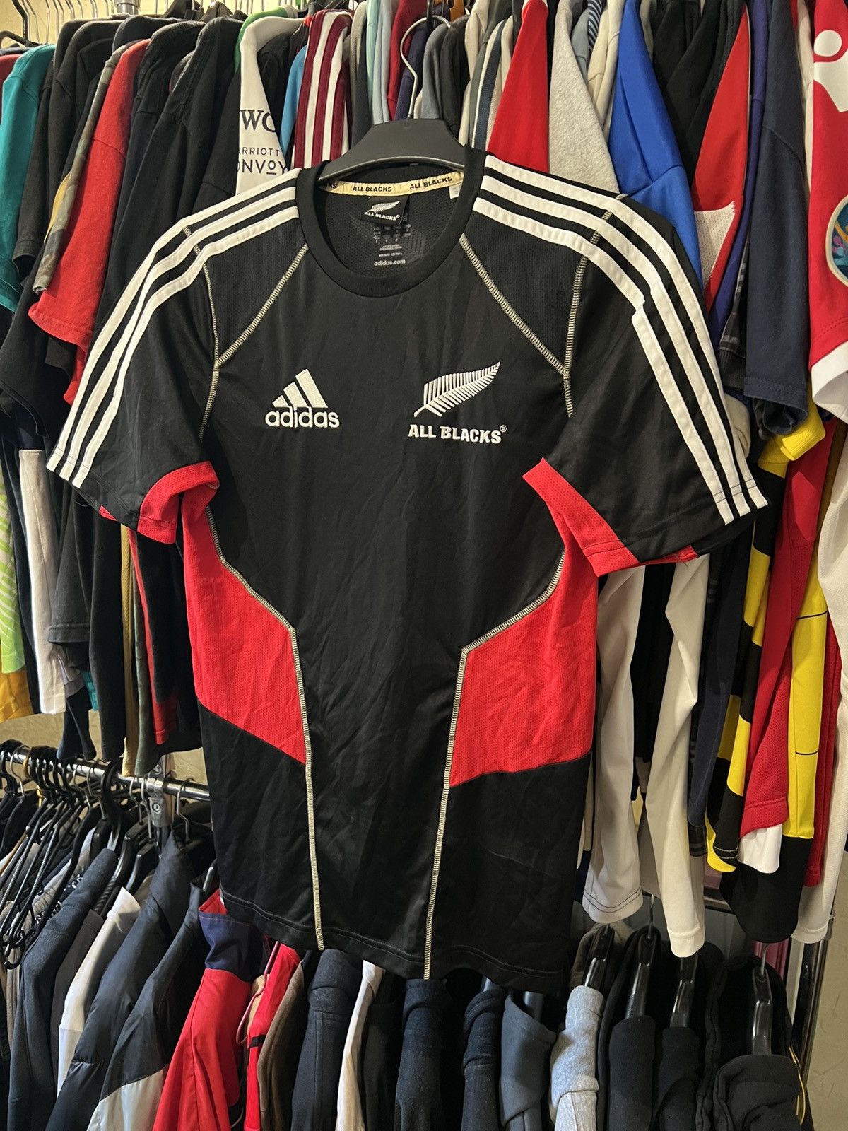 Adidas 2011/2012 ADIDAS NEW ZEALAND ALL BLACKS RUGBY TRAINING SHIRT Size US S / EU 44-46 / 1 - 1 Thumbnail