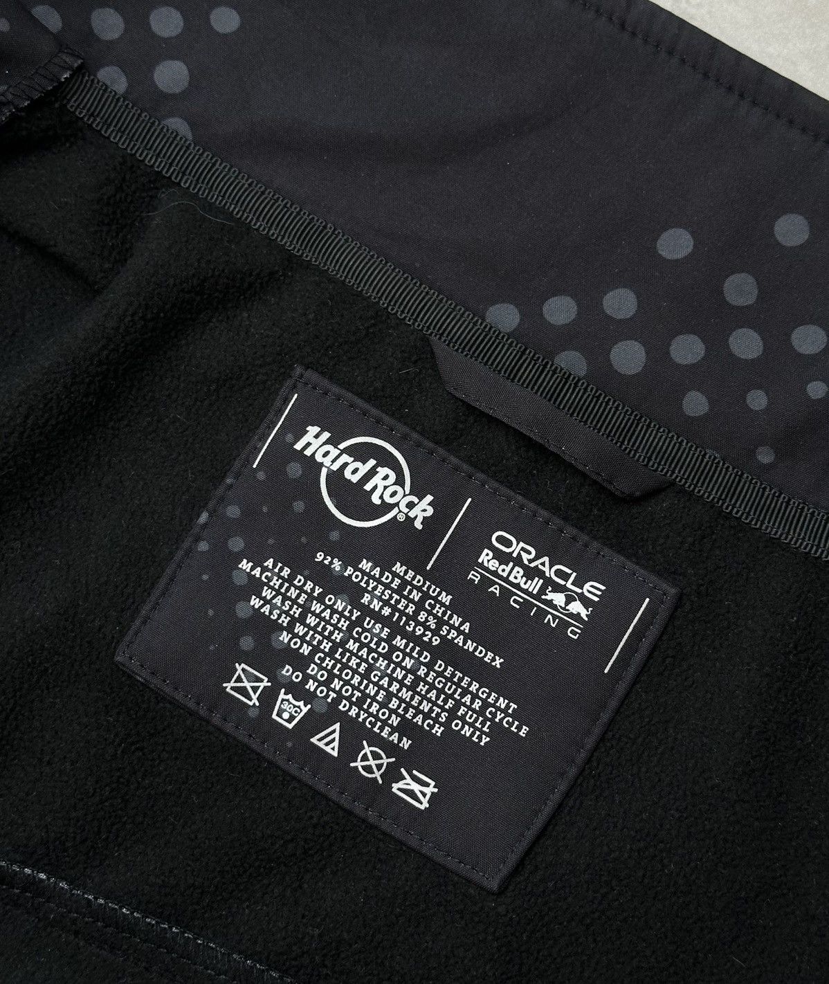 Red Bull Red Bull Racing F1 Jacket Hard Rock Oracle Racing Jacket Size US M / EU 48-50 / 2 - 7 Thumbnail