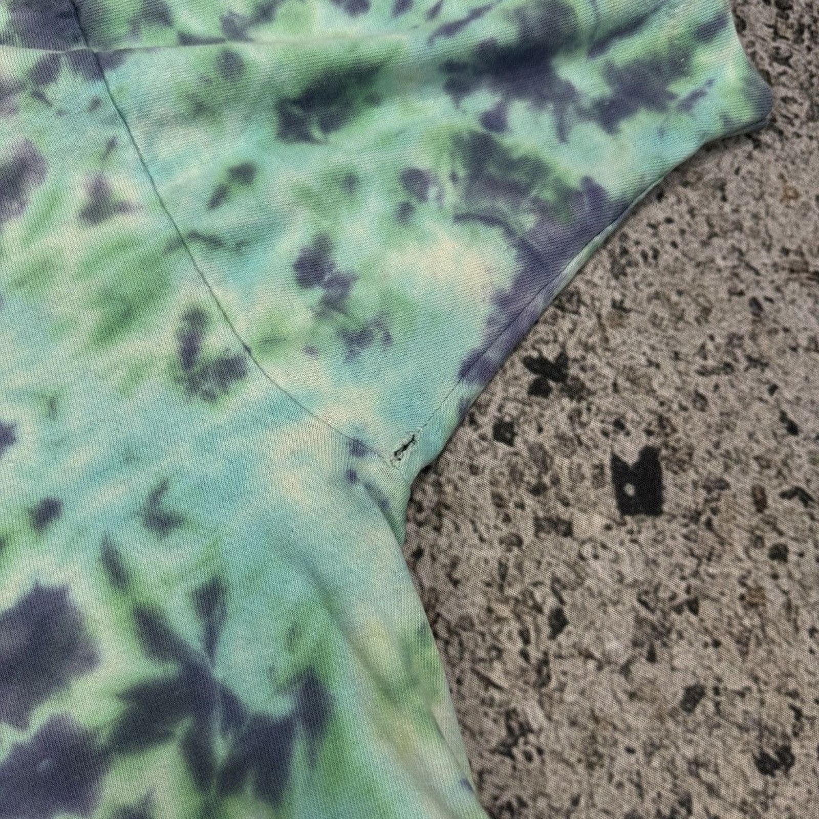Vintage Marijuana Leaf Thrashed Faded Distressed Shirt ERD Grunge Size US XL / EU 56 / 4 - 13 Thumbnail