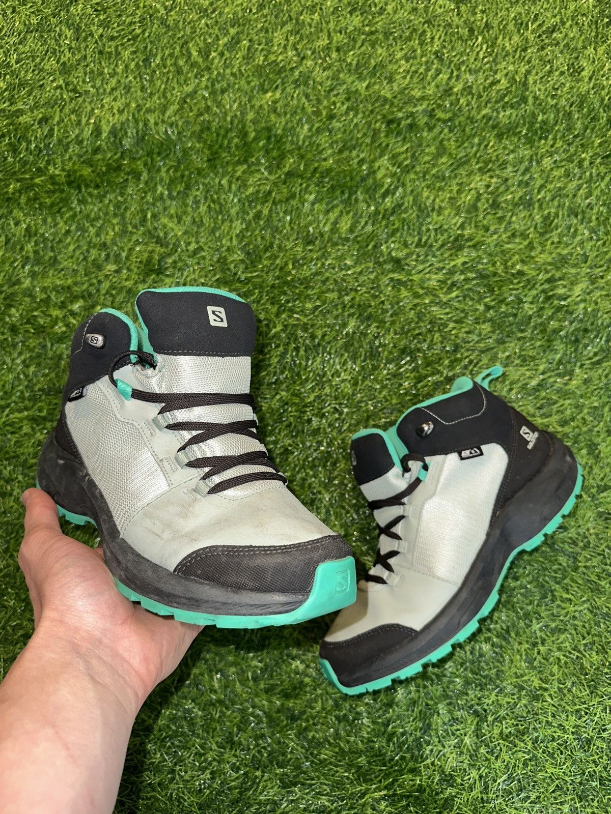 Salomon Salomon high top hiking outdoor unisex shoes size 7 Size US 7 / EU 40 - 1 Thumbnail