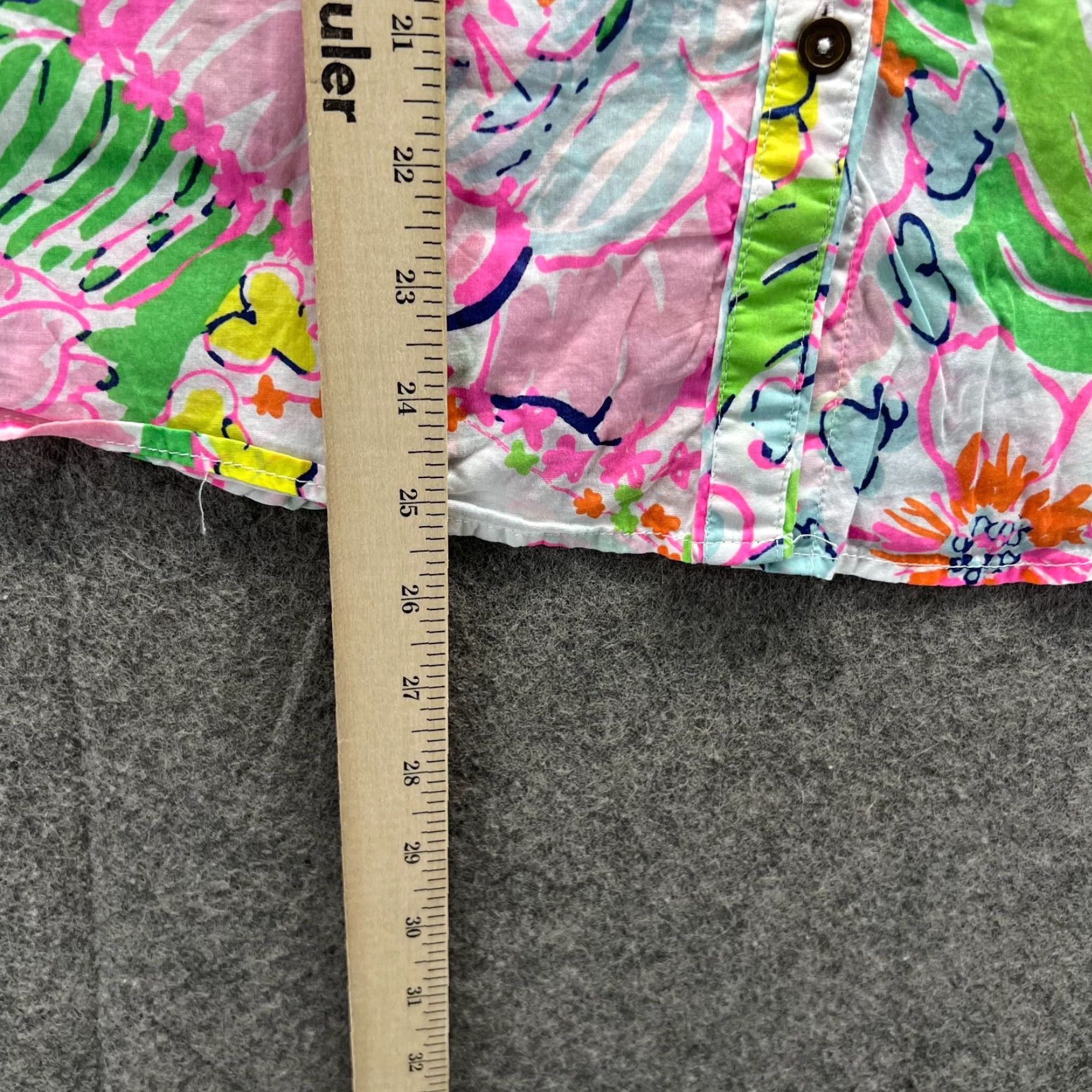 Lilly Pulitzer Lilly Pulitzer Shirt Women Small Button Down Multicolor Floral Paisley abstract Shirt Mens? Size S / US 4 / IT 40 - 7 Thumbnail