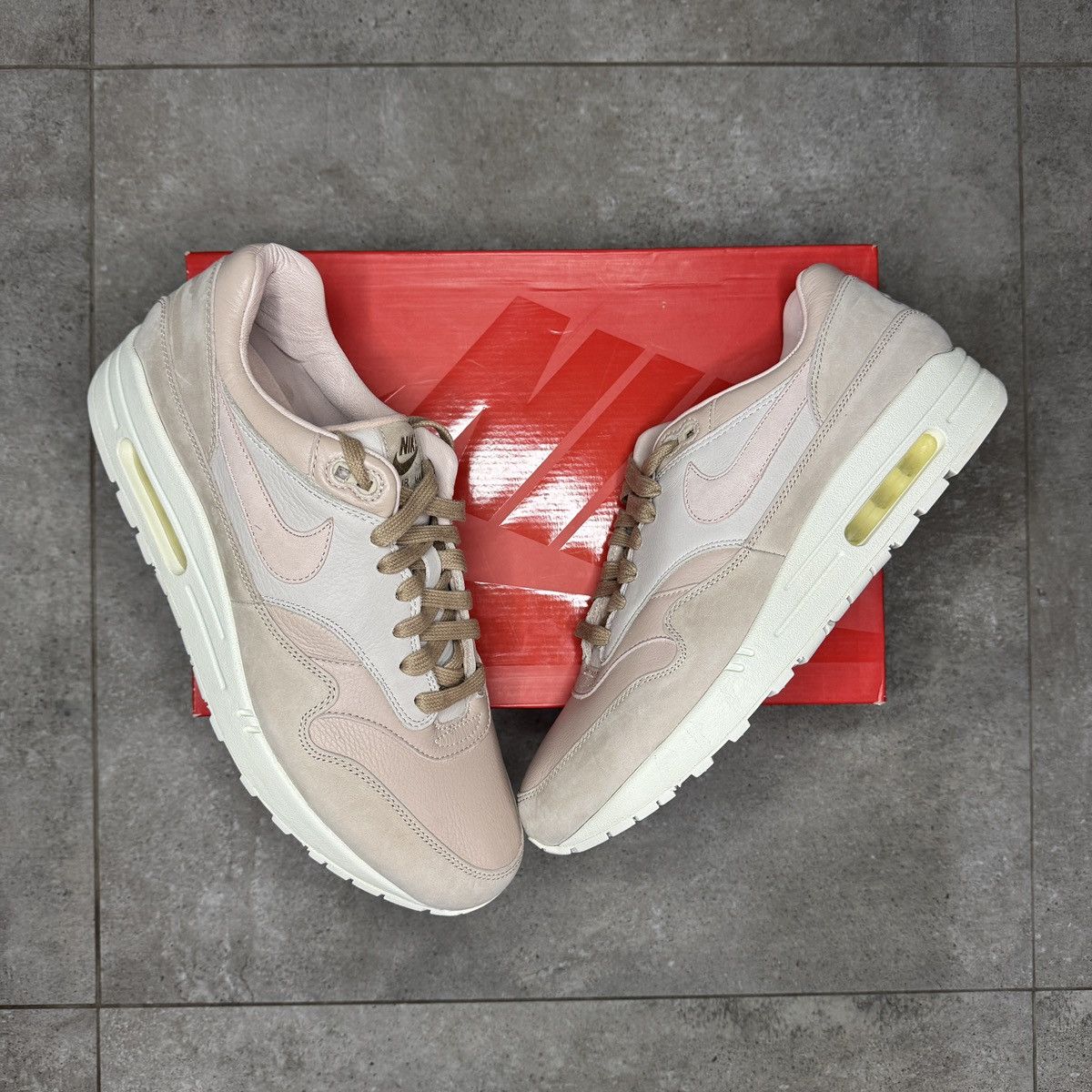 Nike Nike Air Max 1 Pinnacle Sand Premium Size US 12 / EU 45 - 2 Thumbnail