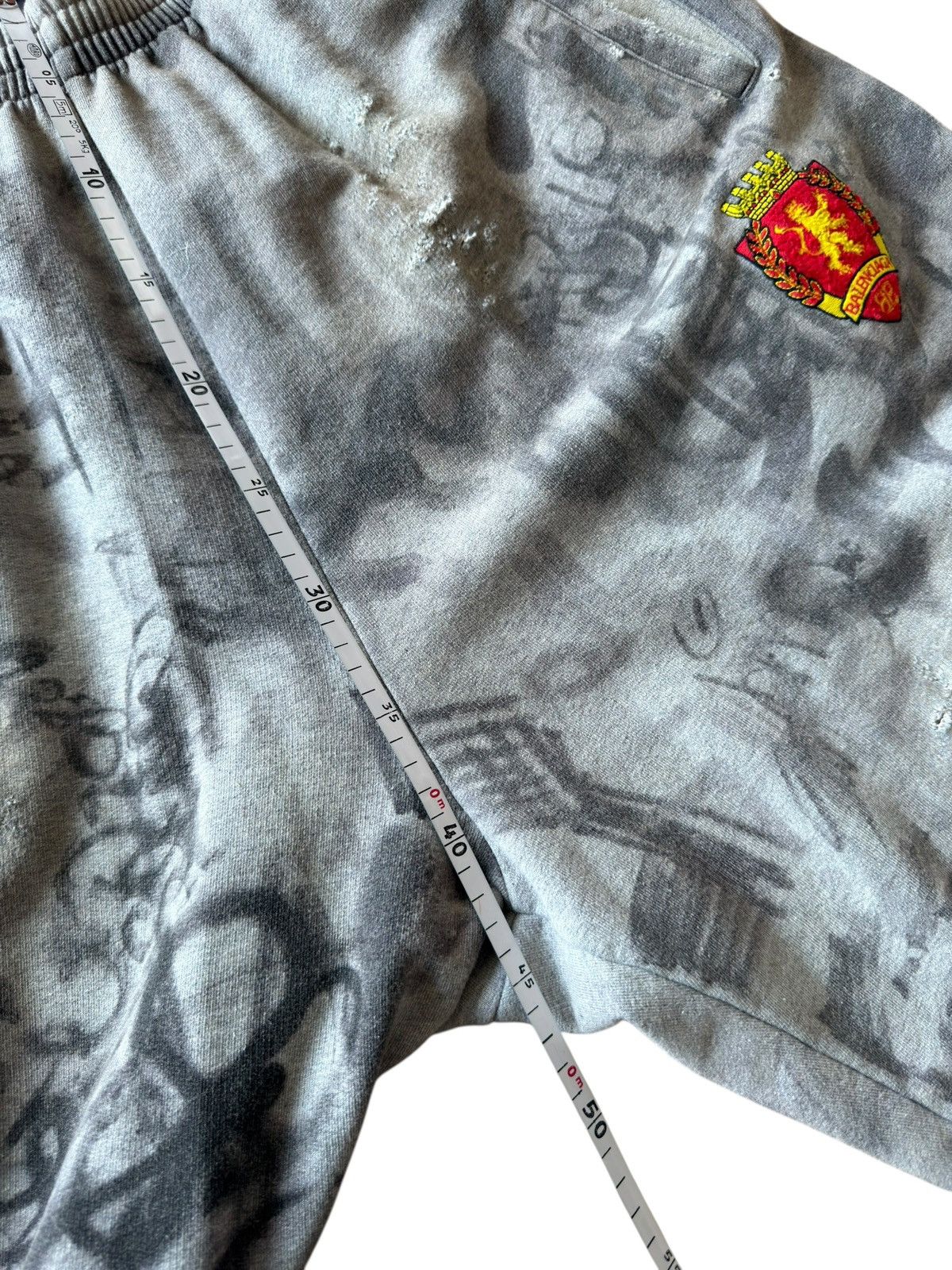 Balenciaga BALENCIAGA SS23 MUD SHOW GRAFFITI SKATER BAGGY SWEATPANTS Size US 32 / EU 48 - 22 Thumbnail