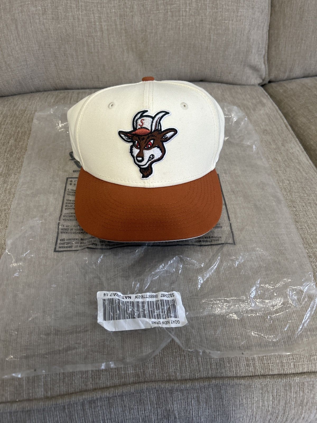 Supreme Supreme Goat fitted Size ONE SIZE - 1 Thumbnail