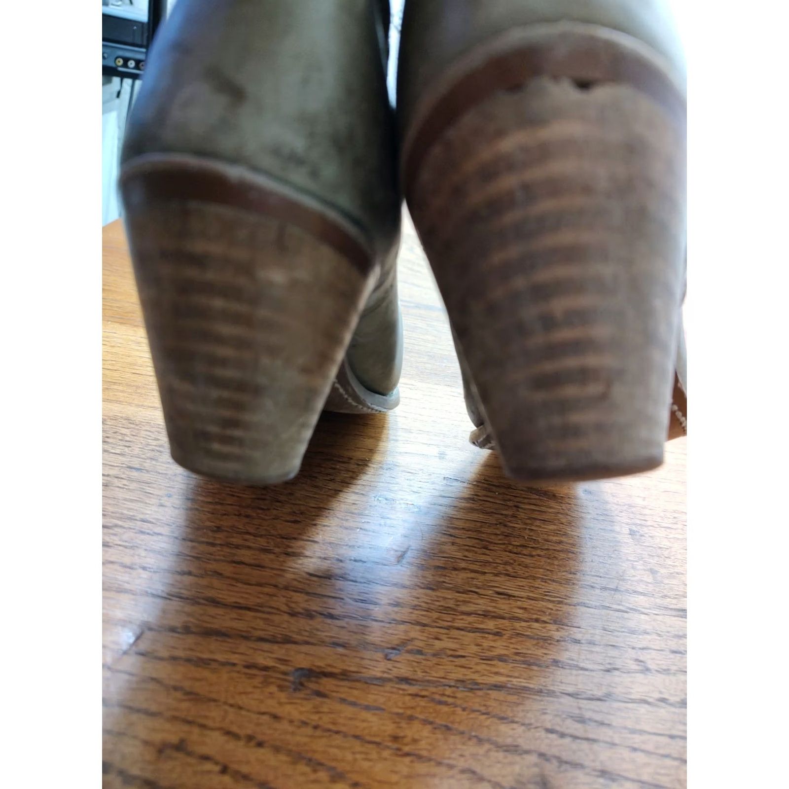 Vintage VINTAGE Capezio Cowboy Boots Women L348 9 M Gray Leather Western Cowboy Cowgirl Southwestern Boots Mens Womens Girls? Size US 9 / IT 39 - 7 Thumbnail