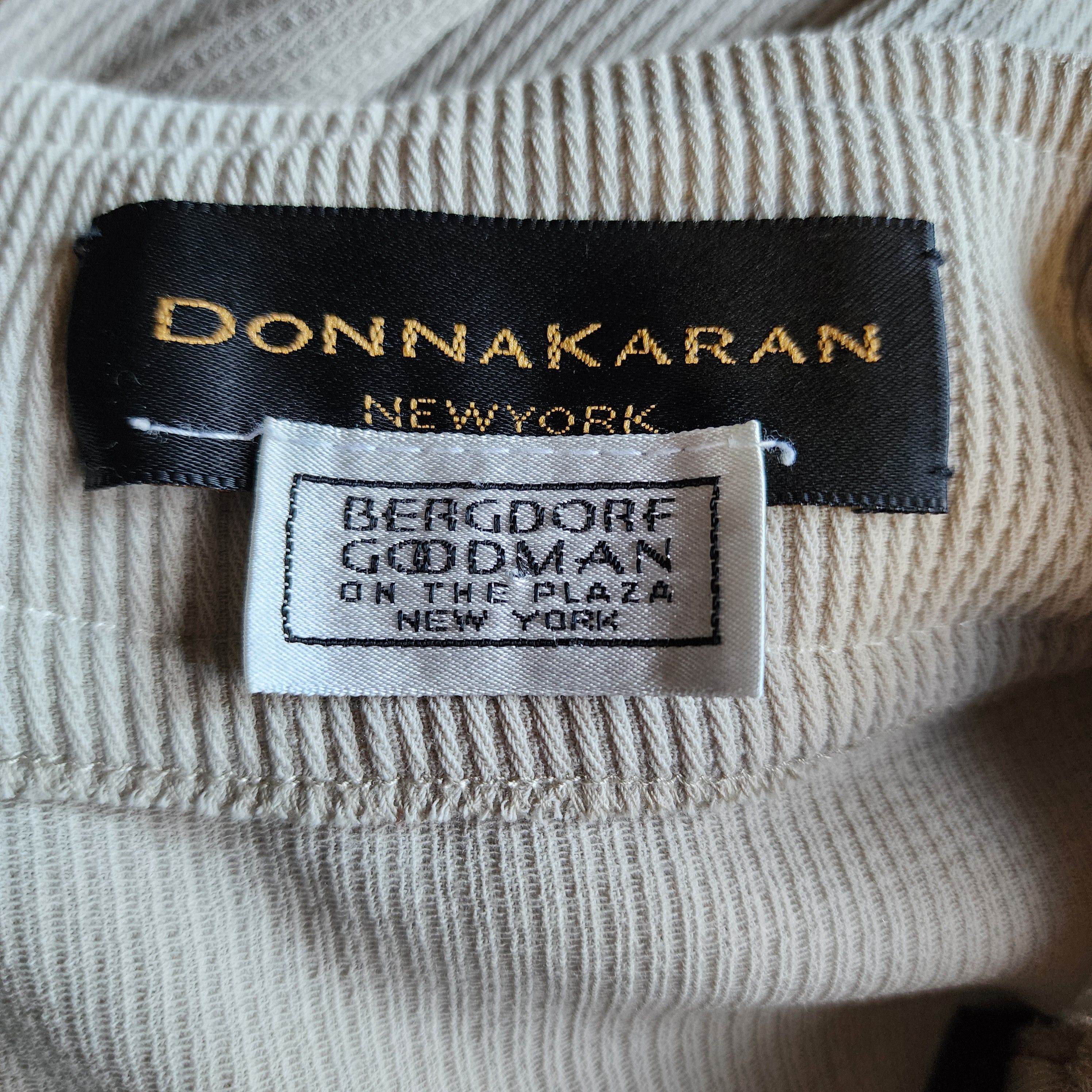 Donna Karan Wool Pencil Skirt | Beige | Zip | Designer Size 30" / US 8 / IT 44 - 2 Thumbnail