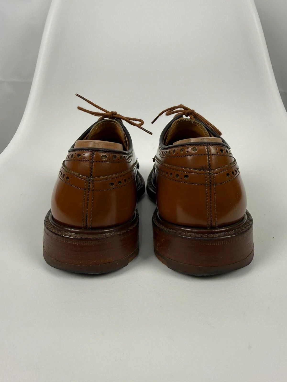 Church's Churchs Brogues Genuine Patent Leather size UK6 Size US 7 / EU 40 - 4 Thumbnail
