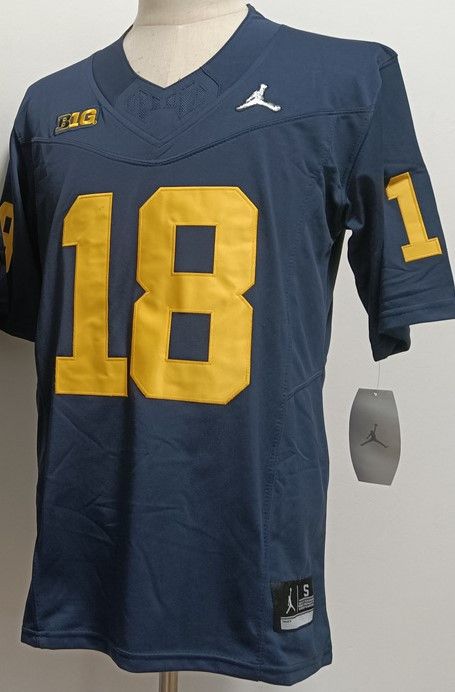 Other Men’s Wolverines 18 Colston Loveland Navy Jordan Jersey Size US L / EU 52-54 / 3 - 3 Thumbnail