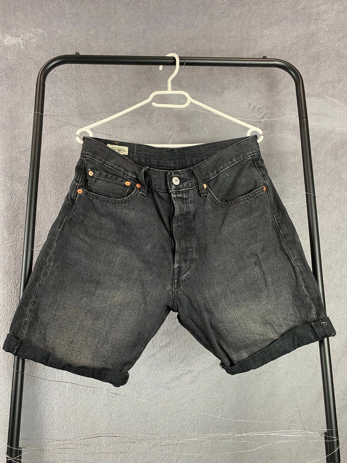 Levi's Levi’s 501 Dark Grey Denim Shorts Y2K Vintage Size US 32 / EU 48 - 1 Thumbnail