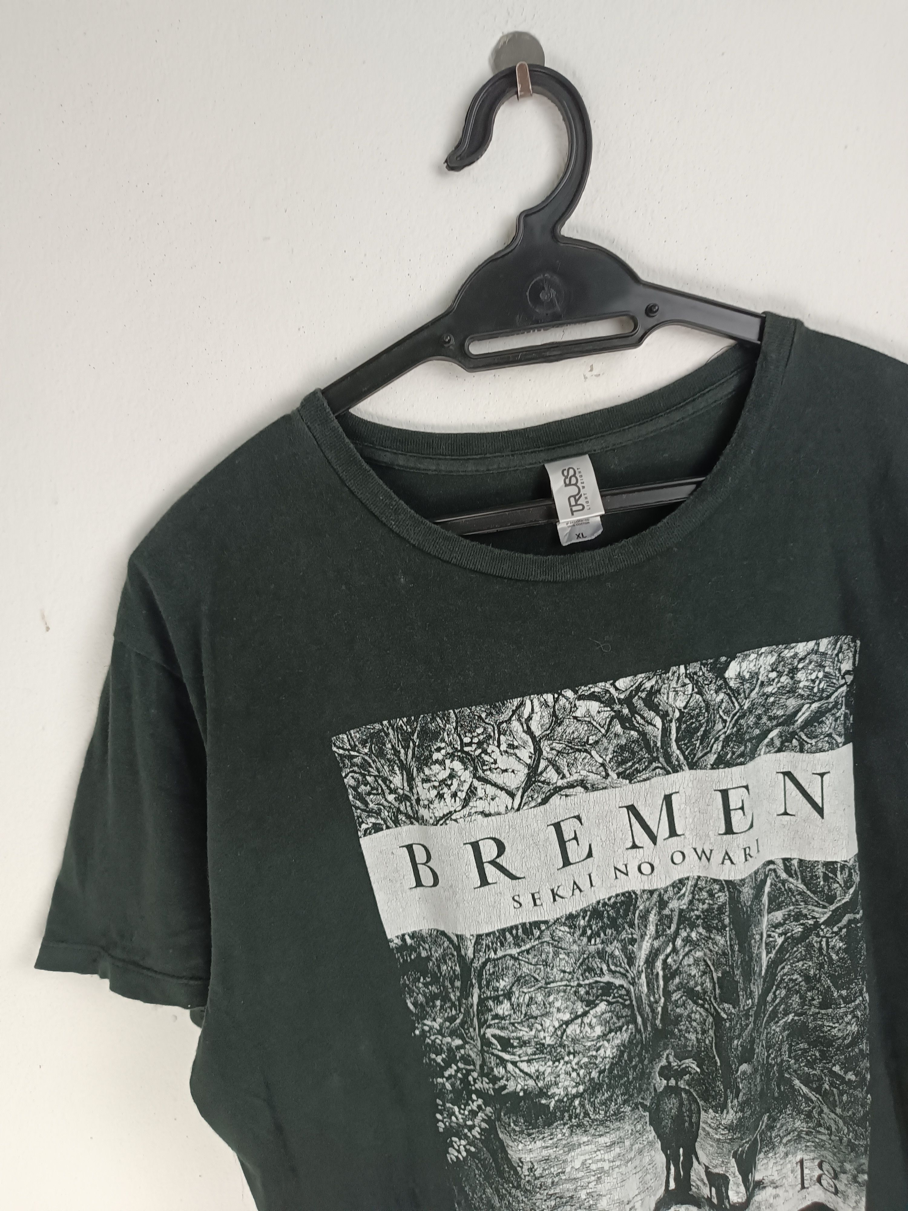 Band Tees VINTAGE SEKAI NO OWARI BREMEN JAPANESE ROCK one ok radwimps Size US M / EU 48-50 / 2 - 5 Thumbnail