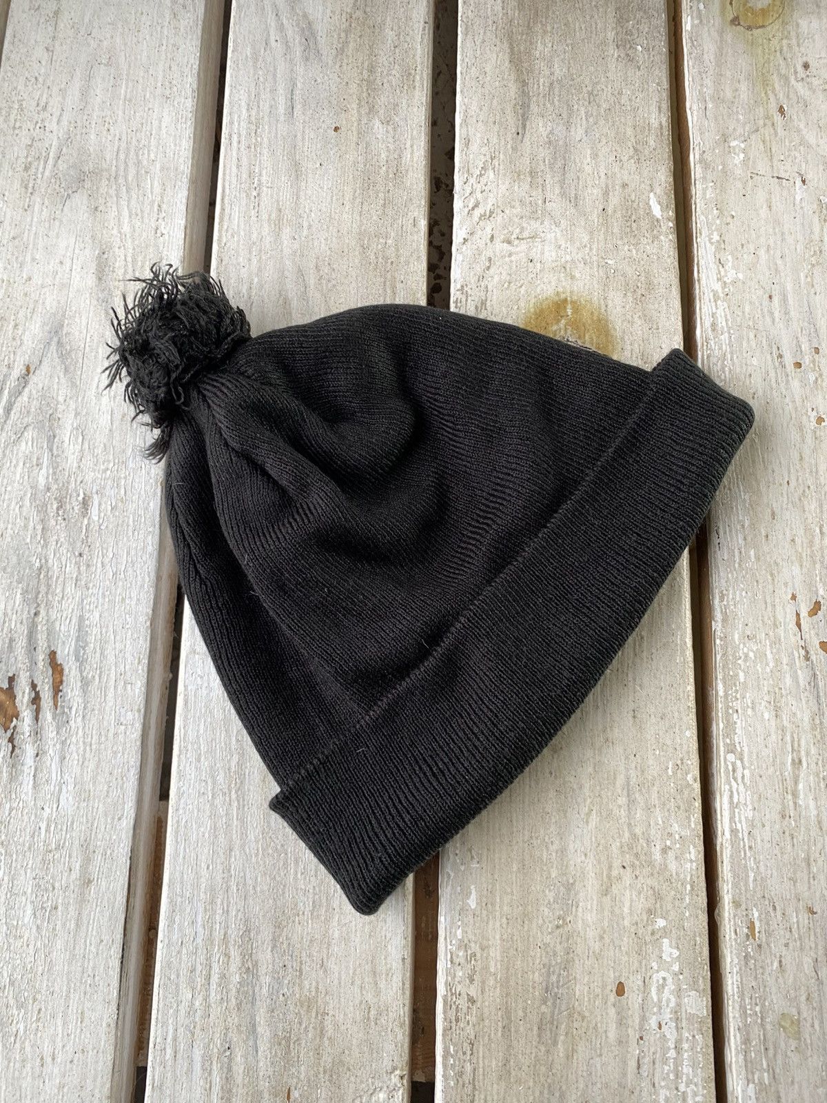 Ellesse × Vintage Vintage Men's Ellesse Big Embroireded Logo Winter Hat Size ONE SIZE - 2 Thumbnail