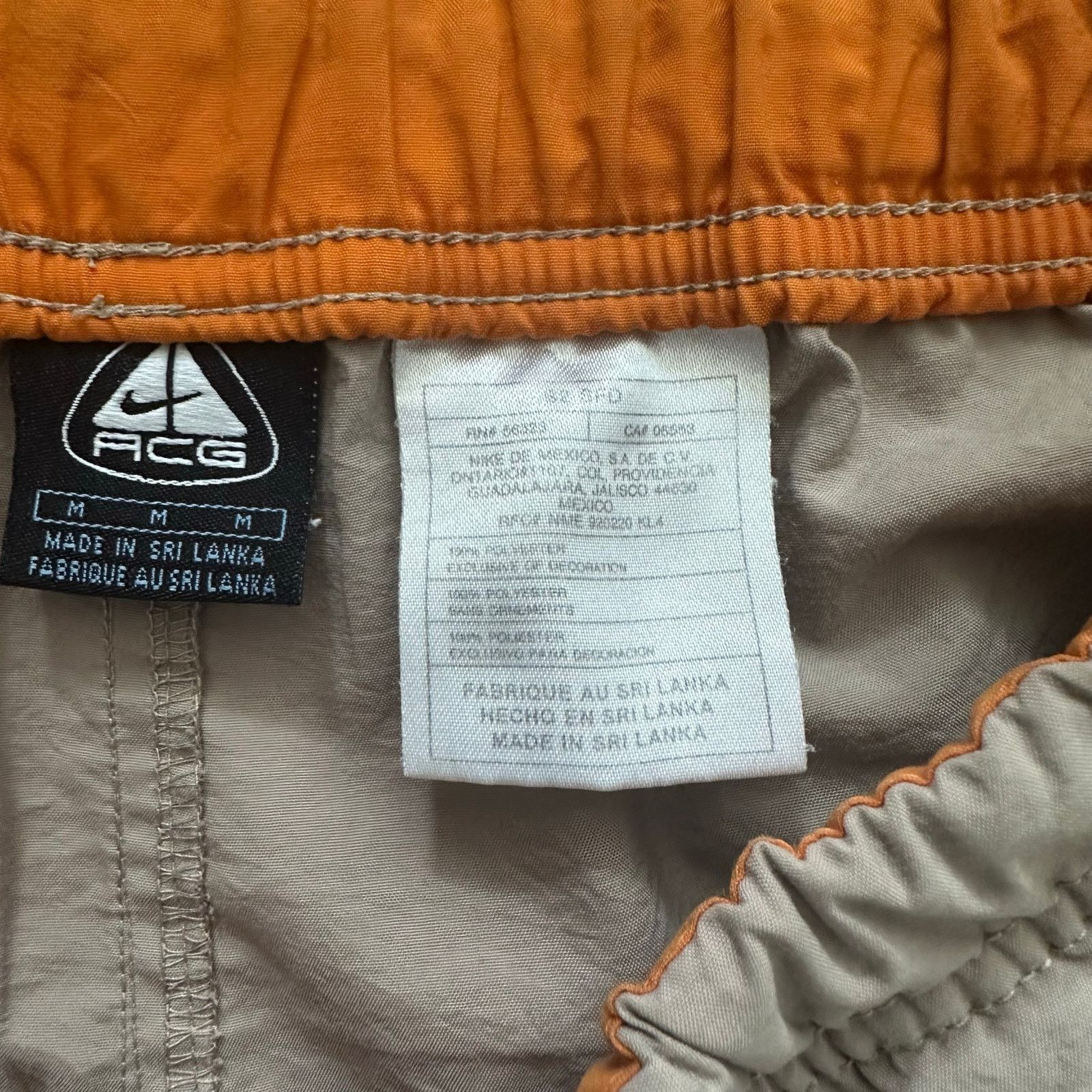 Nike ACG Vintage 90s Nike ACG Belted cargo pockets shorts Beige Med Size US 29 - 4 Thumbnail