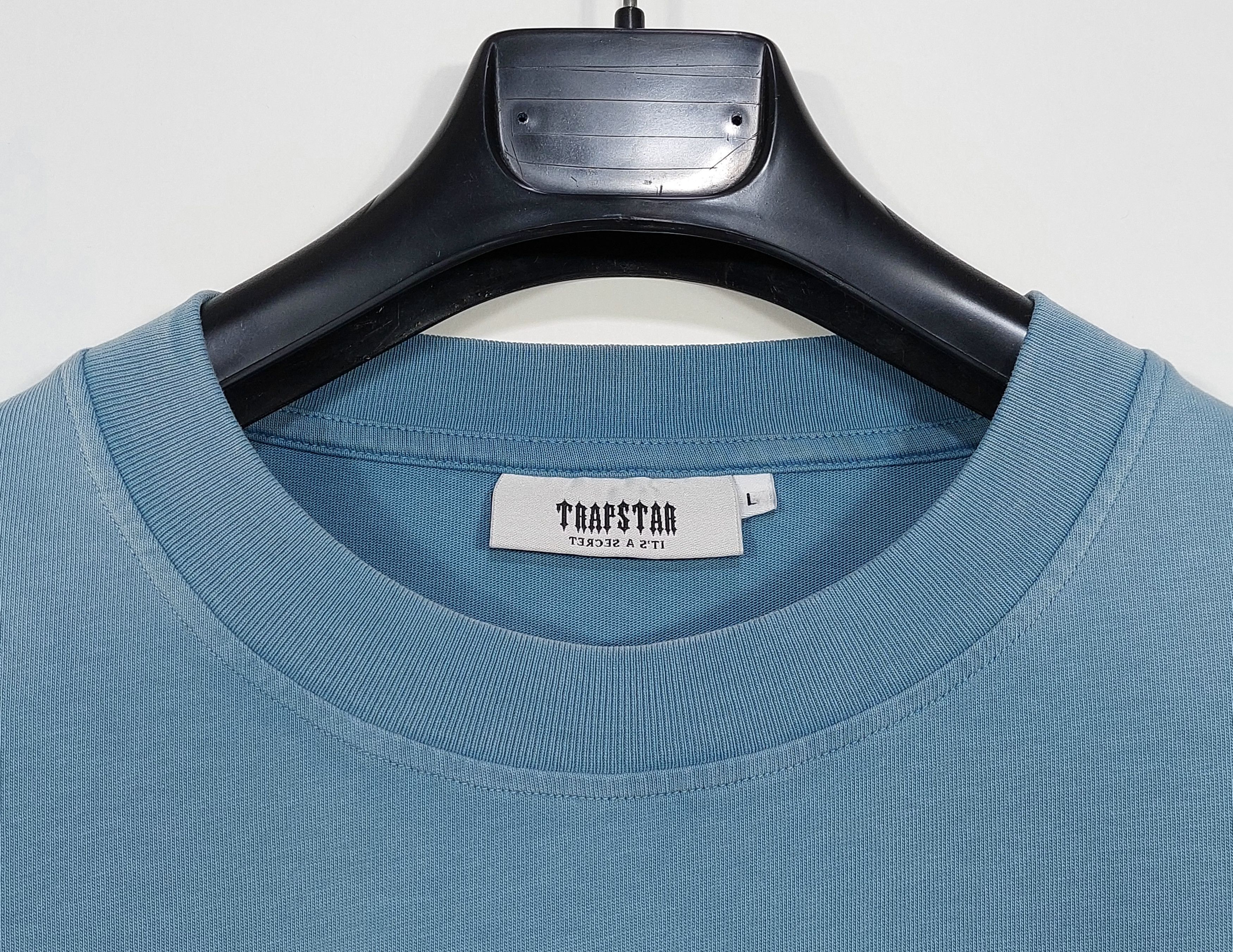 Trapstar London script logo print cotton tshirt - white / blue L Size US L / EU 52-54 / 3 - 2 Thumbnail