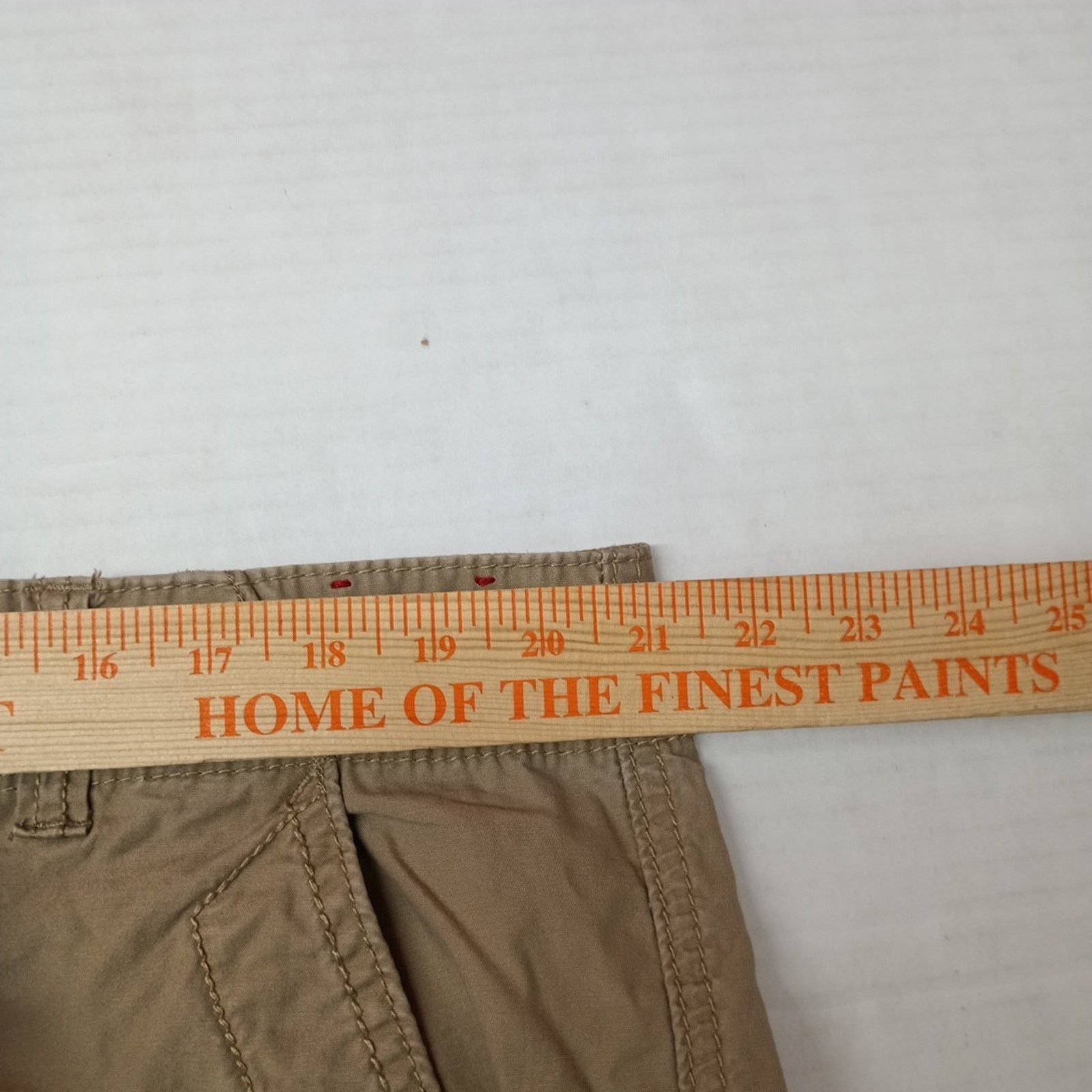 UNIONBAY Unionbay Men's Cargo Shorts Size 42 Beige 100% Cotton Size US 42 / EU 58 - 4 Thumbnail