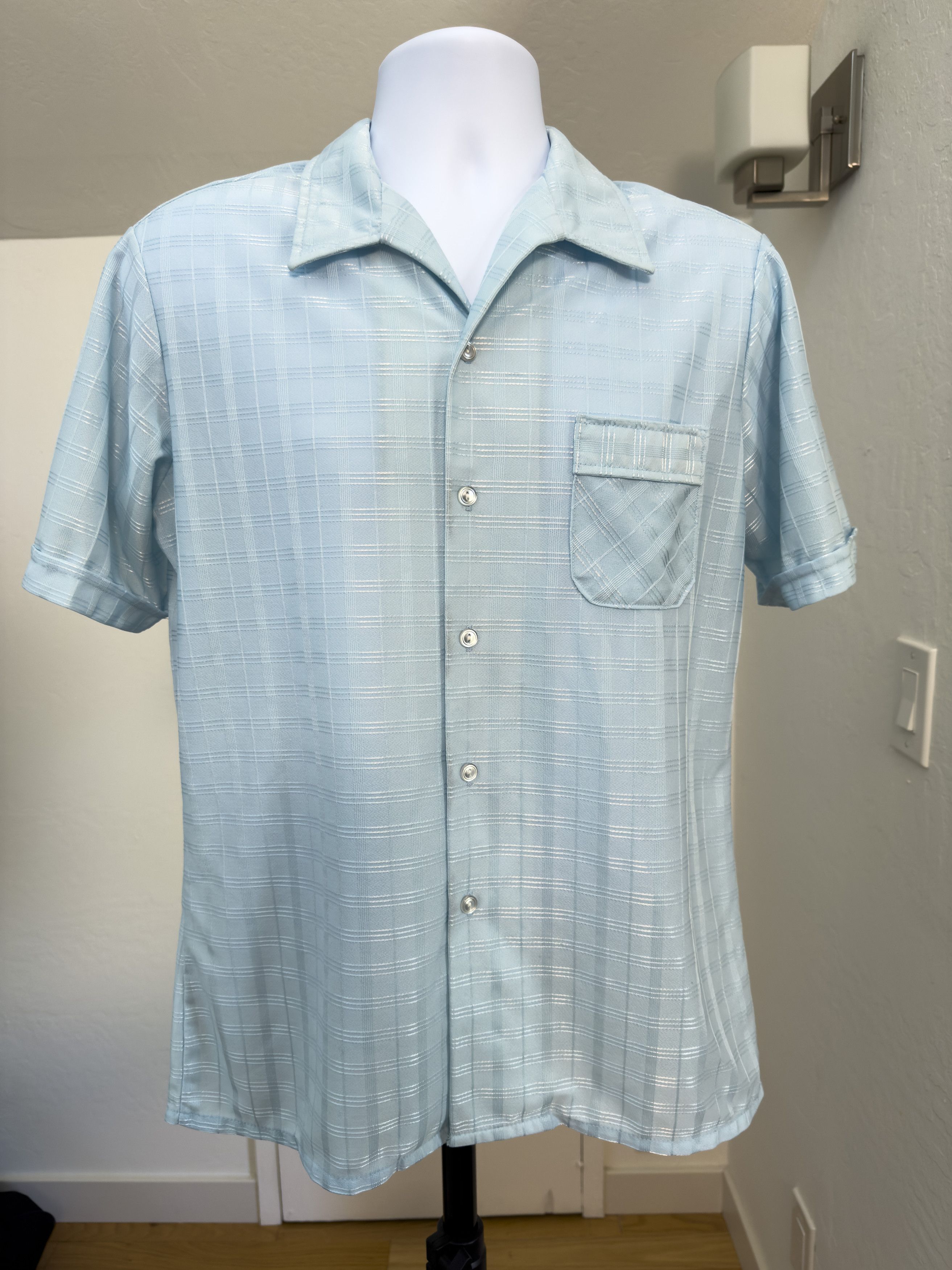 Other Vintage Stuart Mann Light Blue Plaid Short Sleeve Button Up Size US L / EU 52-54 / 3 - 1 Thumbnail