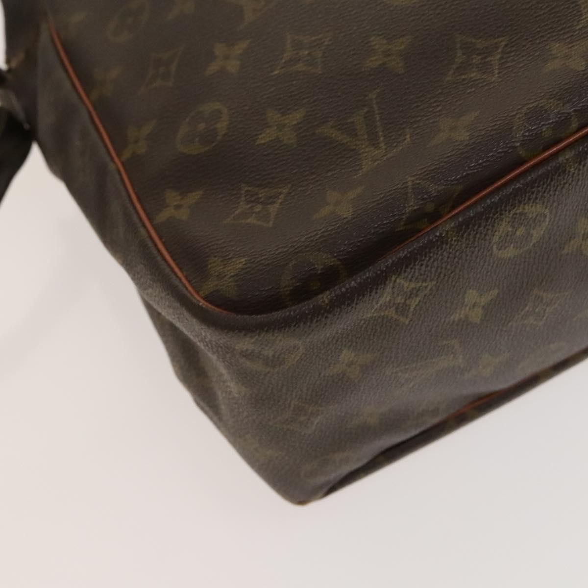 Louis Vuitton LOUIS VUITTON Monogram Danube GM Shoulder Bag M45262 Size ONE SIZE - 15 Thumbnail