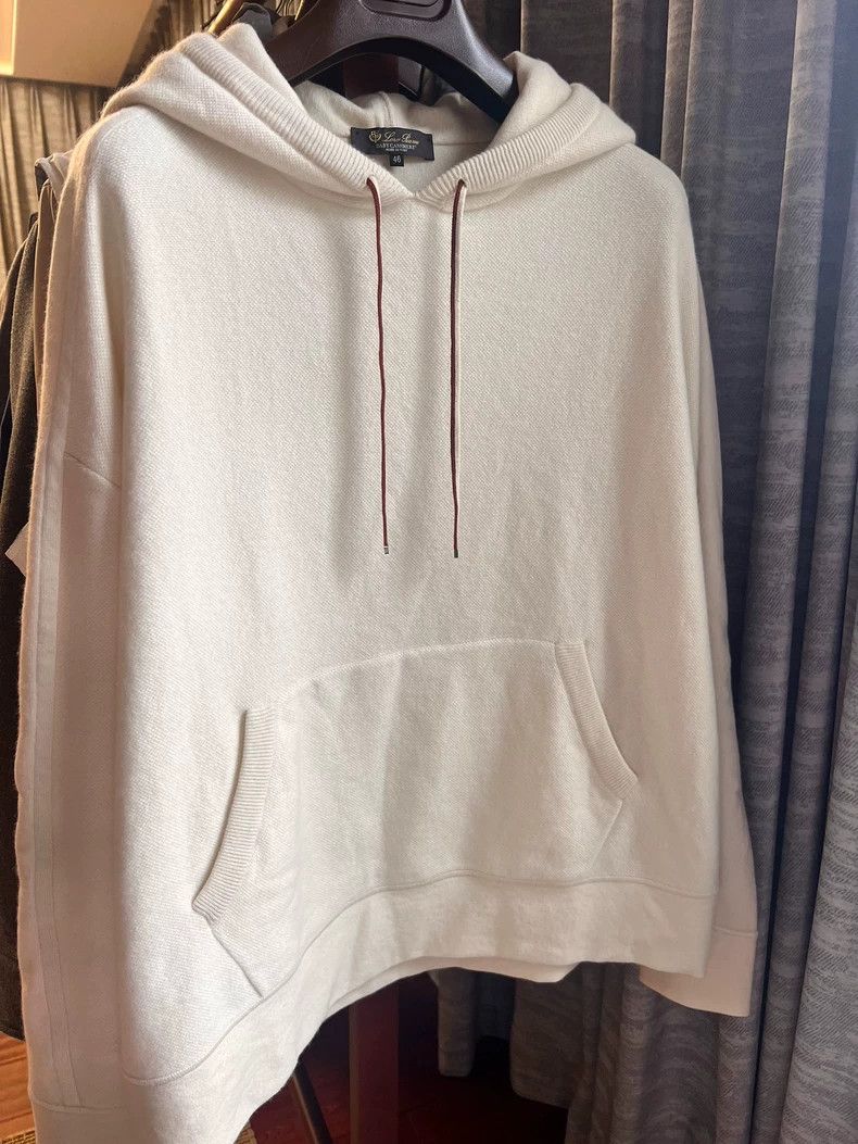 Loro Piana LORO PIANA Men's 100% cashmere babycashmere hoodie Size US S / EU 44-46 / 1 - 1 Thumbnail