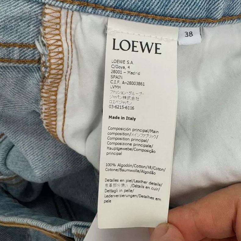 Loewe LOEWE Denim Jeans with Leather Patch Letter Logo Size 25" / US 0 / IT 36 - 4 Thumbnail