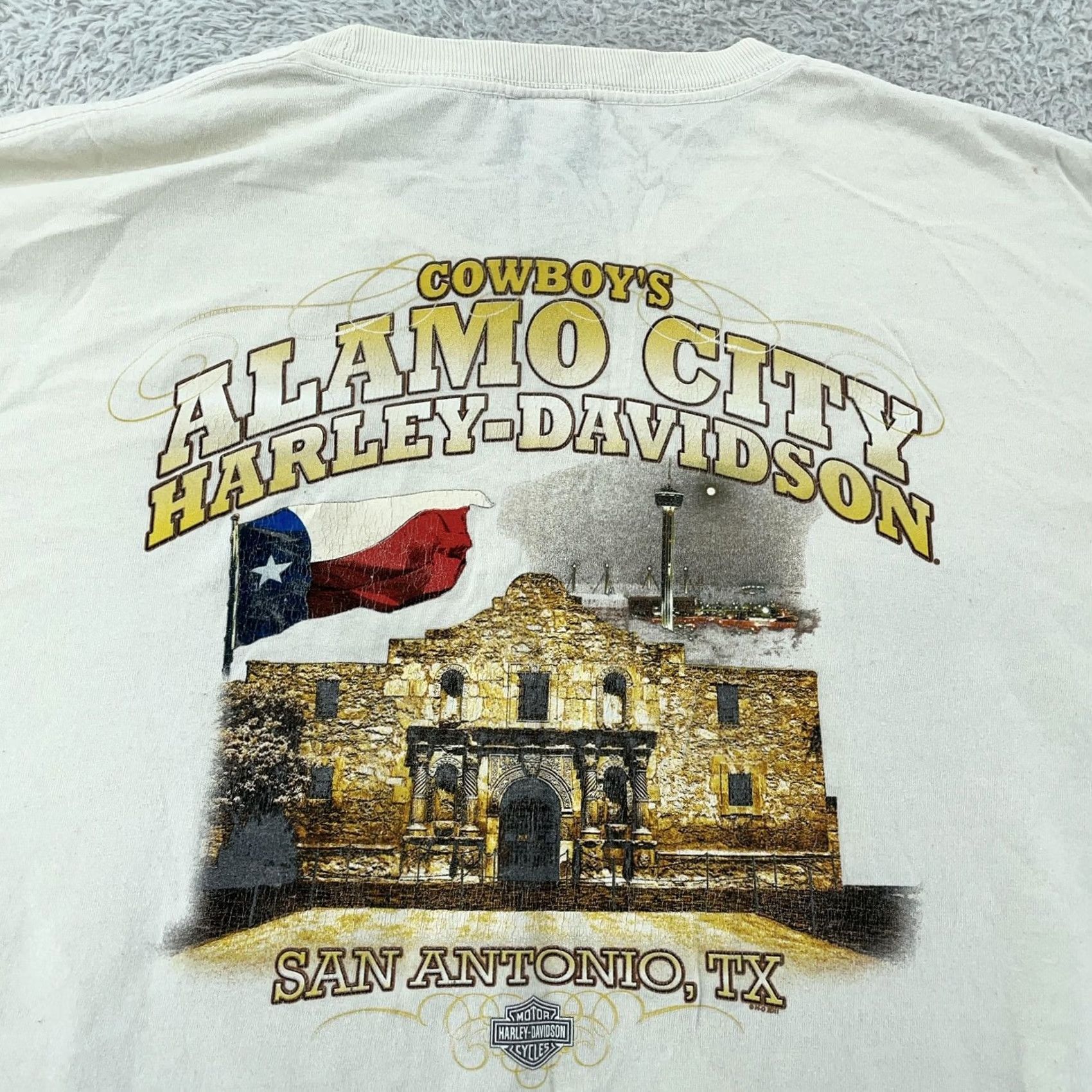Harley Davidson Harley-Davidson Eagle Alamo City San Antonio Texas T-Shirt XL White Short Sleeve Crew Neck Mens Graphic Print 100% Cotton Vintage No? Size US XL / EU 56 / 4 - 6 Thumbnail