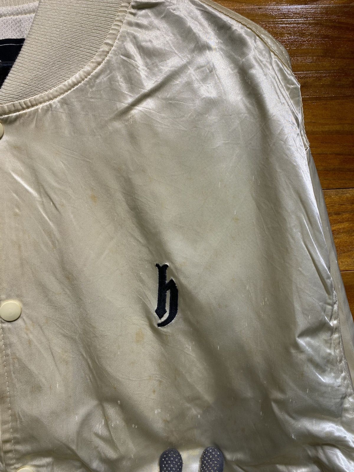 Japanese Brand DJ Honda Satin Bomber– Ivory White Hip-Hop Streetwear Size US L / EU 52-54 / 3 - 6 Thumbnail