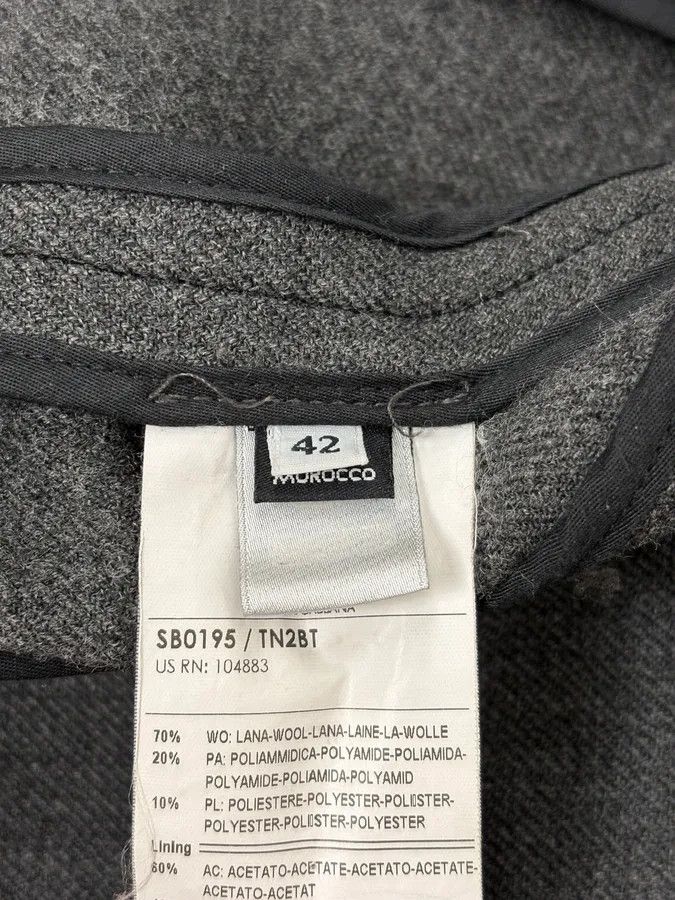 Dolce & Gabbana 2000s Dolce & Gabbana Grey Detachable Fur Hooded Coat Size XS / US 0-2 / IT 36-38 - 14 Thumbnail