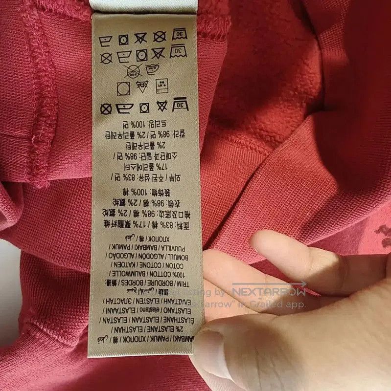 Burberry Burberry Red Cotton Women's Sweatshirt. Size L / US 10 / IT 46 - 6 Thumbnail