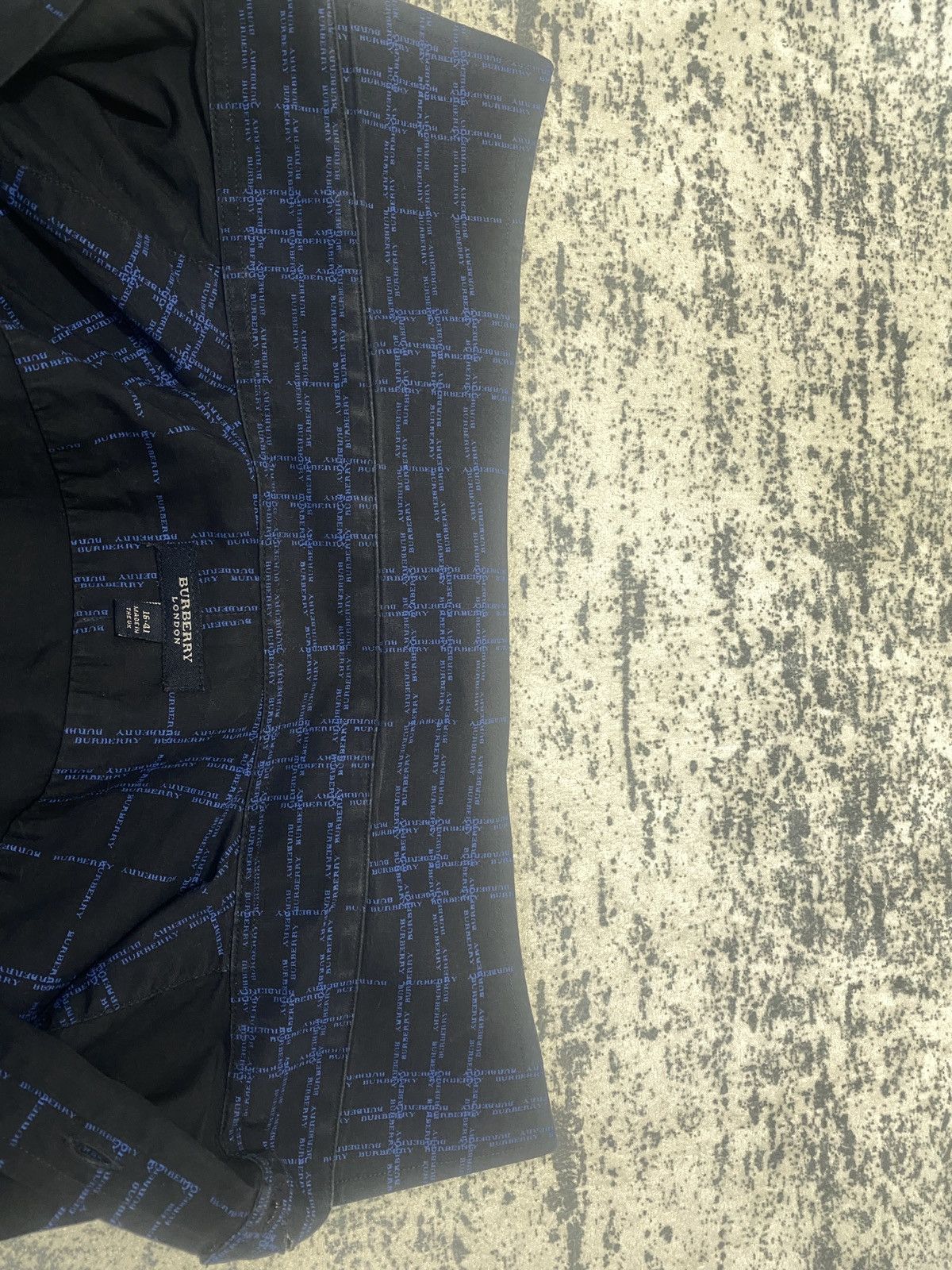 Burberry Vintage luxury fullprint with small logo shirt button up Size US L / EU 52-54 / 3 - 9 Thumbnail