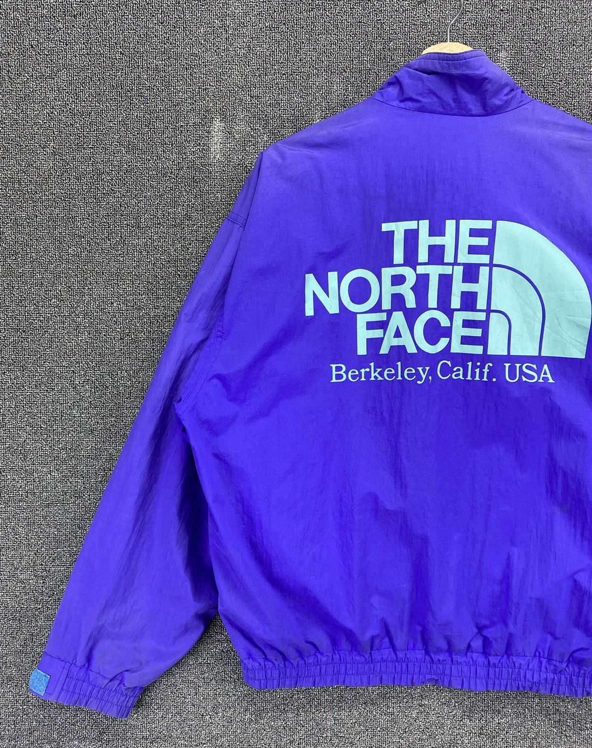 The North Face Vintage The North Face Spellout Light Jacket Size US L / EU 52-54 / 3 - 3 Thumbnail