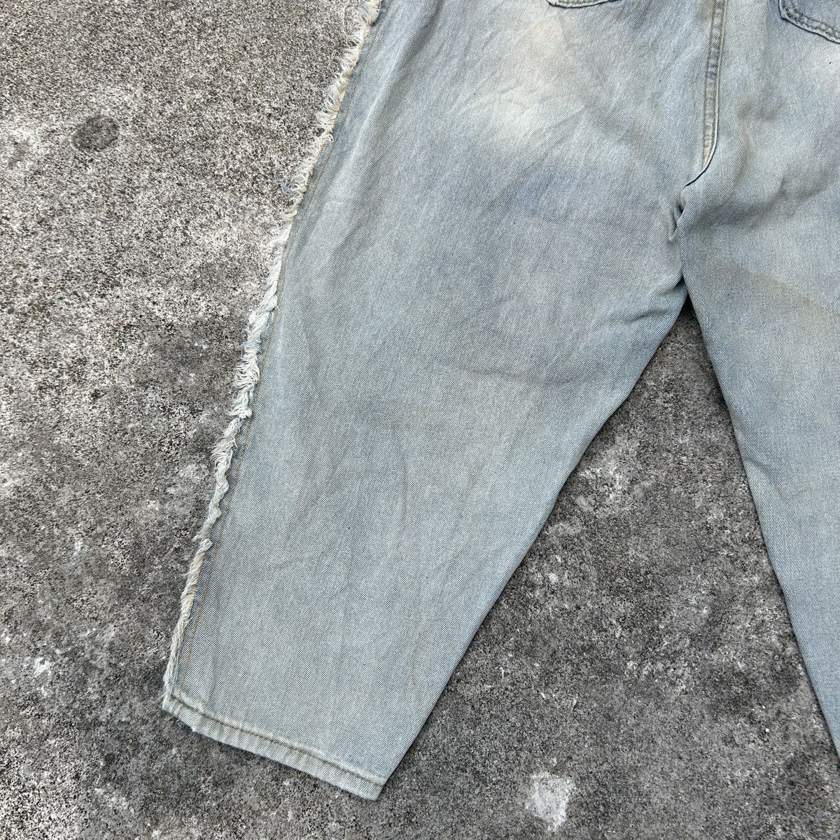 Japanese Brand × Vintage Loose Jeans Patchwork Paint Style Size US 27 - 10 Thumbnail