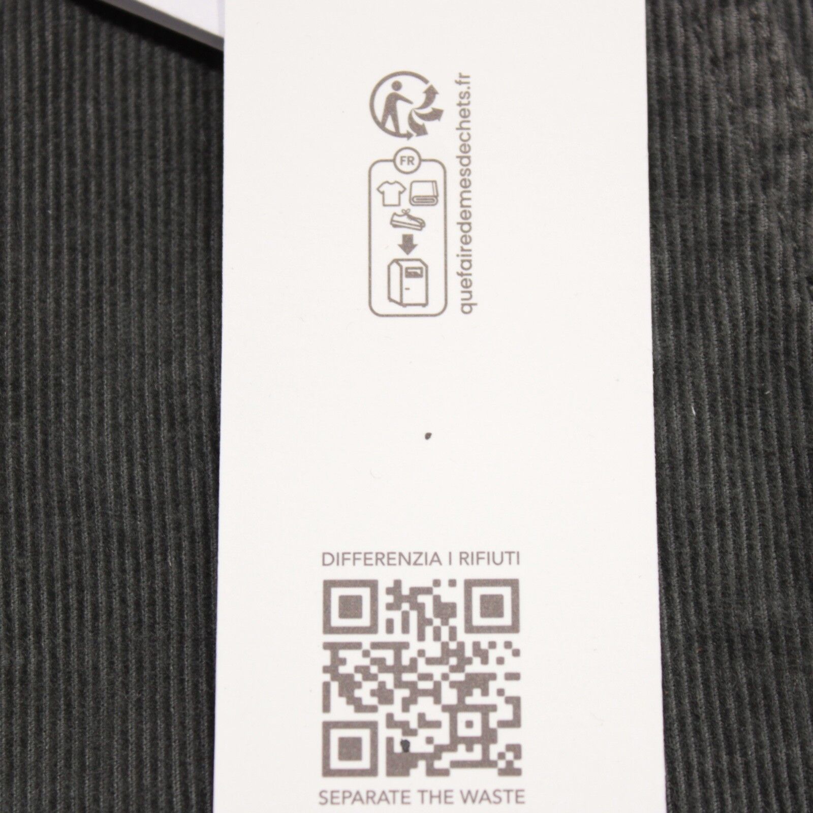 C.P. Company C.P. Company New with tags Chino Size 30 US In Gray Size US 30 / EU 46 - 9 Thumbnail