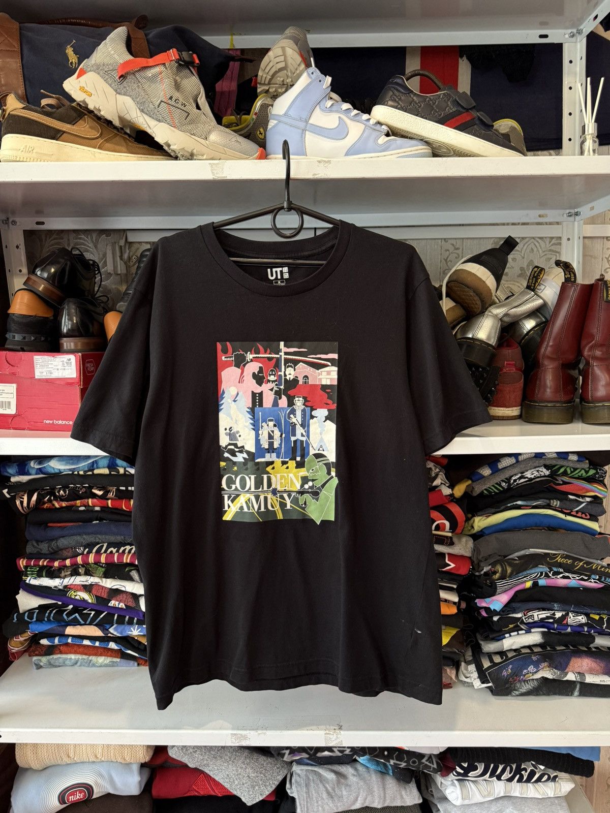 Japanese Brand Men’s Uniqlo Golden Kamuy T-shirt Size US M / EU 48-50 / 2 - 1 Thumbnail