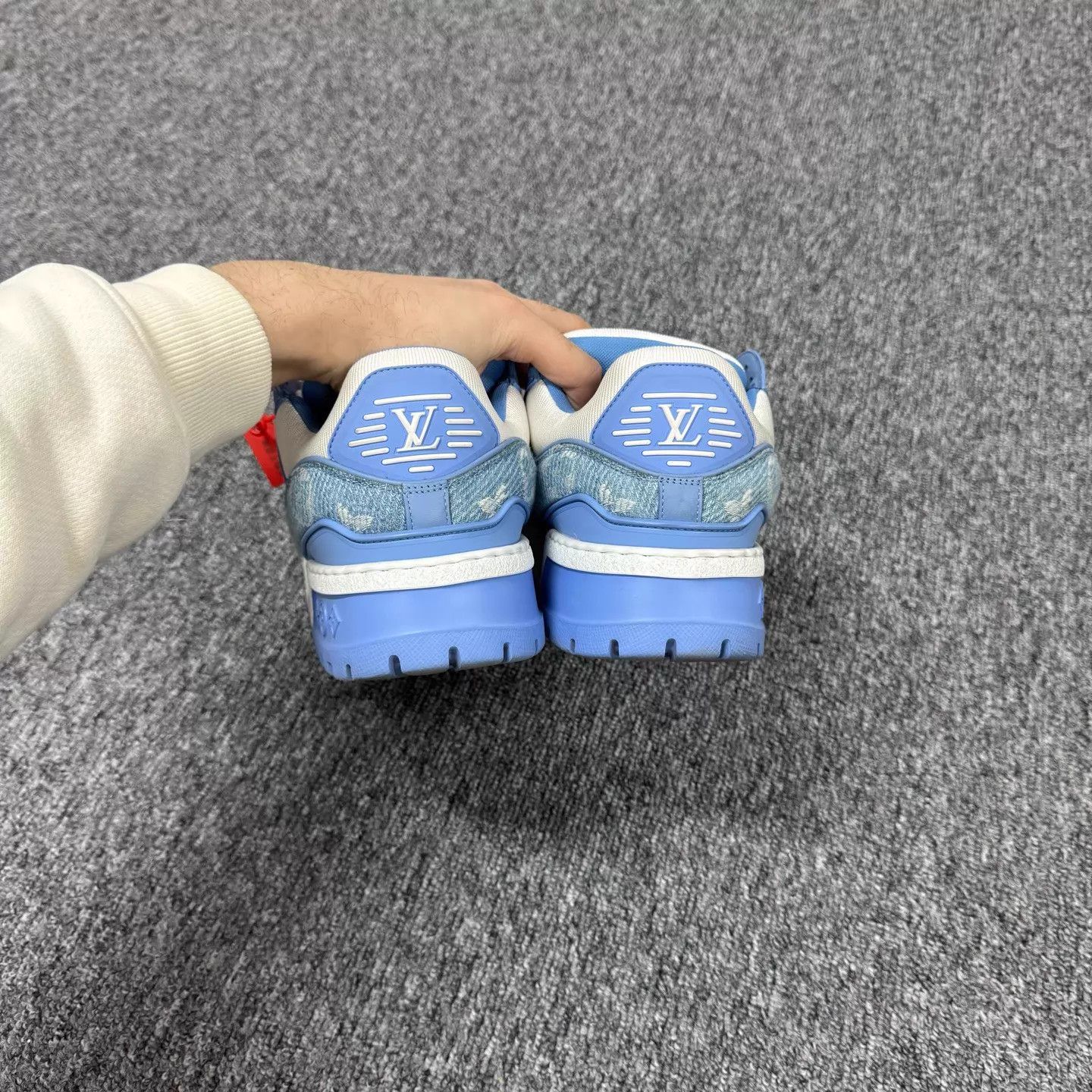 Louis Vuitton Louis Vuitton Pangding Denim Monogram Trainer 38 99 new Size US 7.5 / IT 37.5 - 5 Thumbnail