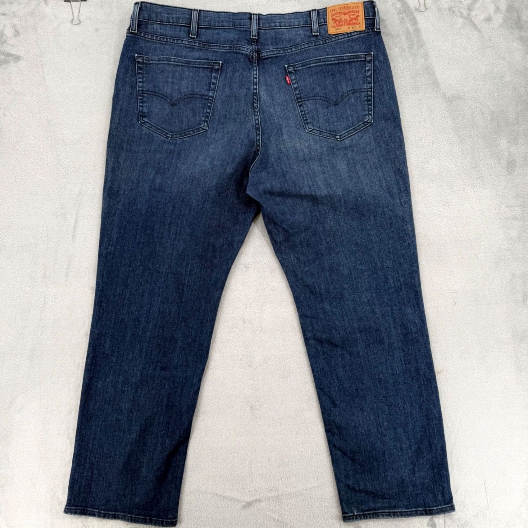 Levi's Levis 541 Athletic Taper Jeans Blue Denim 42x32 Mens Stretch Cotton Polyester Elastane 5-Pocket Zip Button Closure City Vintage No? Size US 42 / EU 58 - 6 Thumbnail