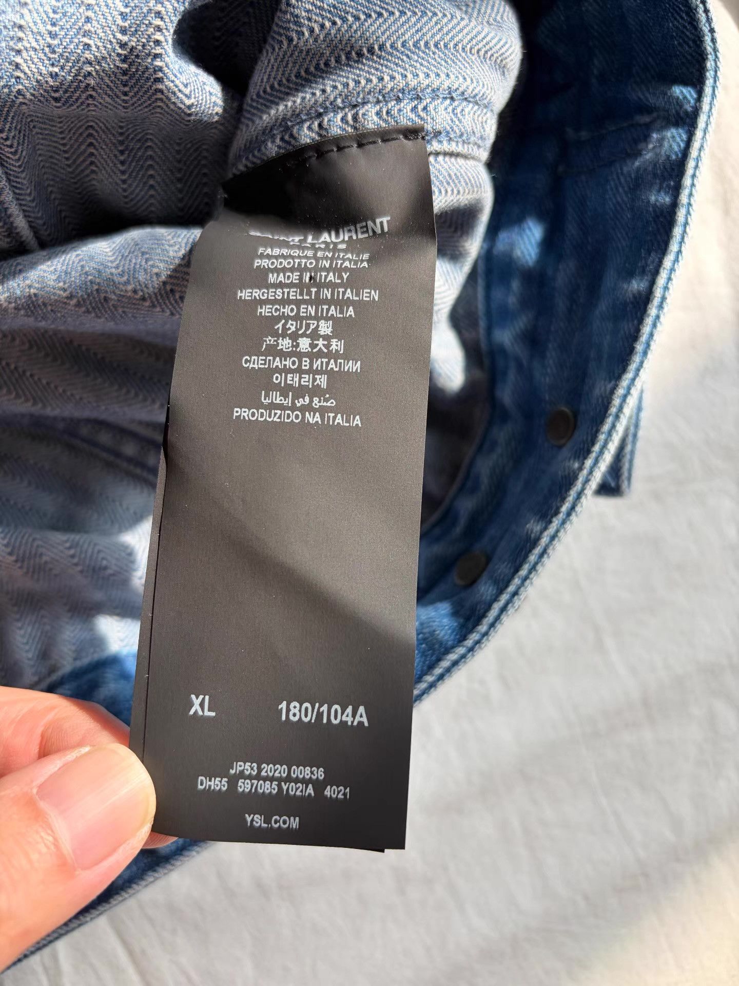 Saint Laurent Paris Saint Laurent Men's Gradient Denim Jacket Ｑ23 Size US XL / EU 56 / 4 - 4 Thumbnail