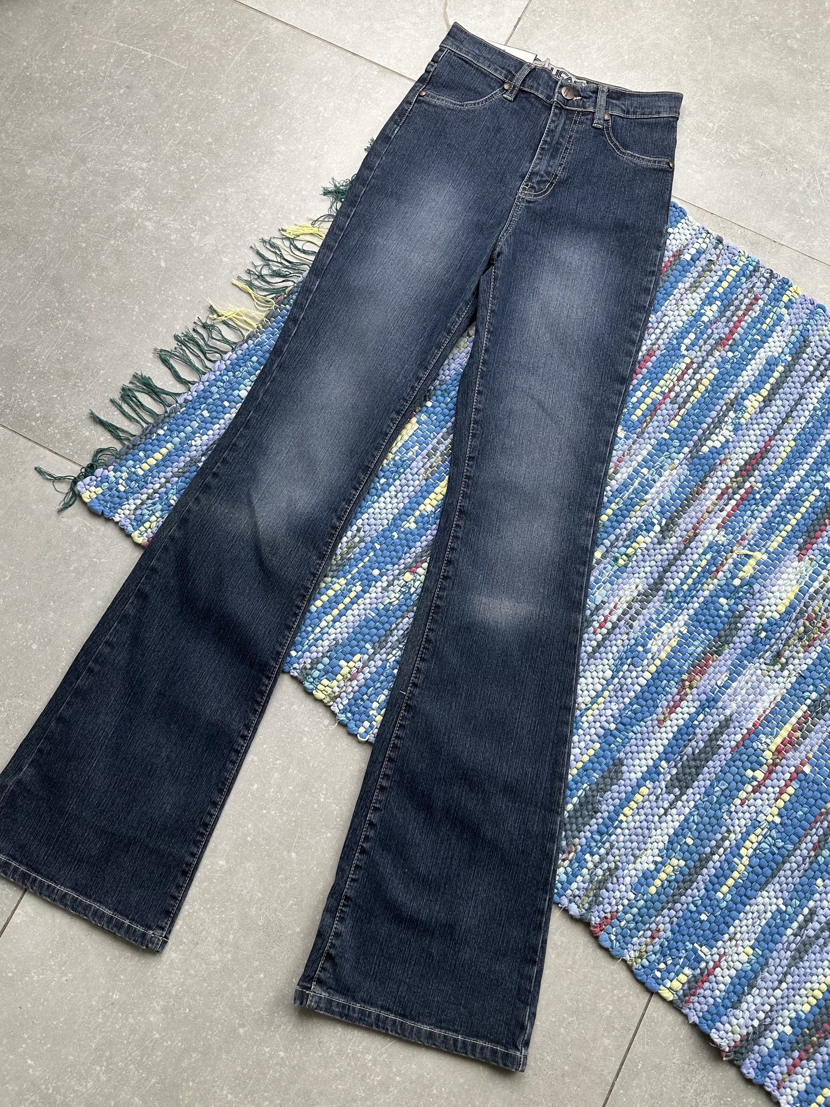 image of Avant Garde x Vintage Basic Flare Jeans in Blue, Women's (Size 26)