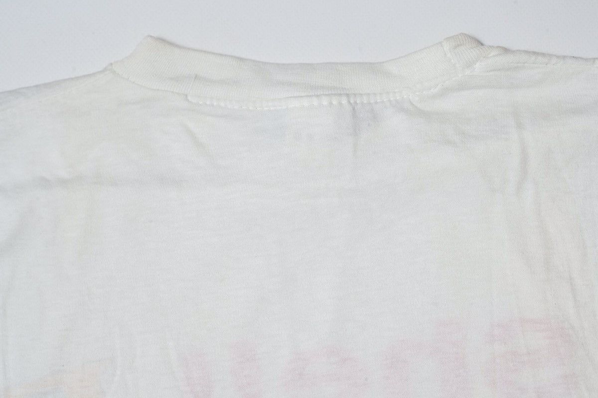 Ferrari Vintage Ferrari Shell F1 T-Shirt Size US L / EU 52-54 / 3 - 9 Thumbnail