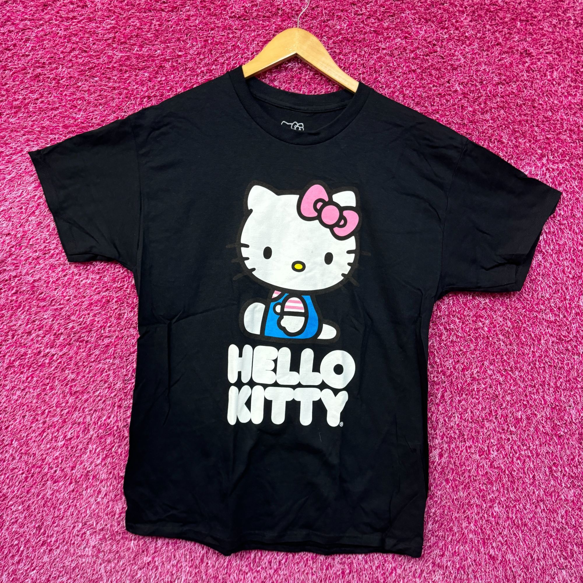 Other Hello Kitty Sitting Sideways Kawaii Anime Sanrio Tee M Size US M / EU 48-50 / 2 - 1 Thumbnail
