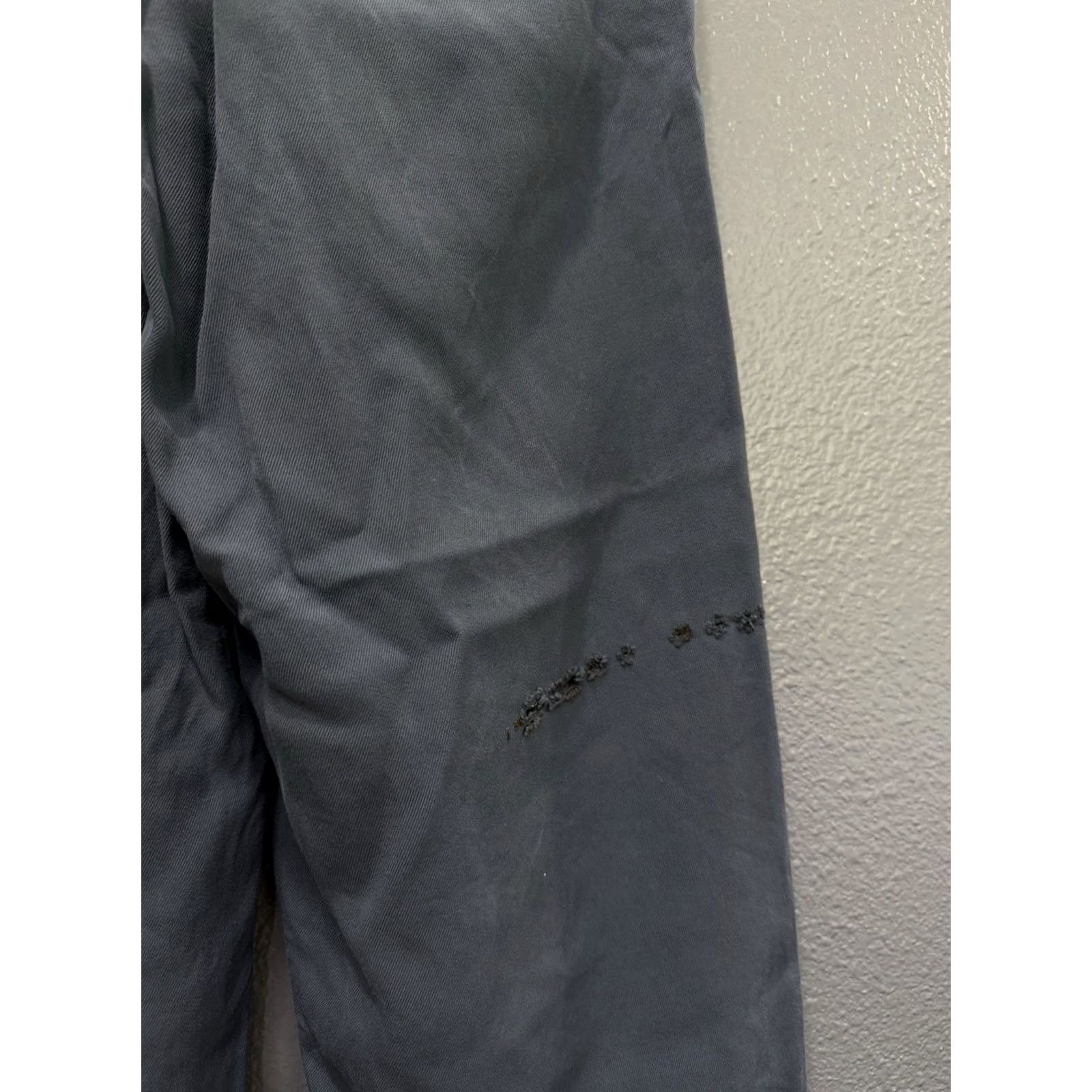 Vintage VINTAGE Men’s Blue Gabardine Chino Pants Size 30 USA Made Chino Pants Mens 30 Blue USA 40’s Size US 30 / EU 46 - 5 Thumbnail