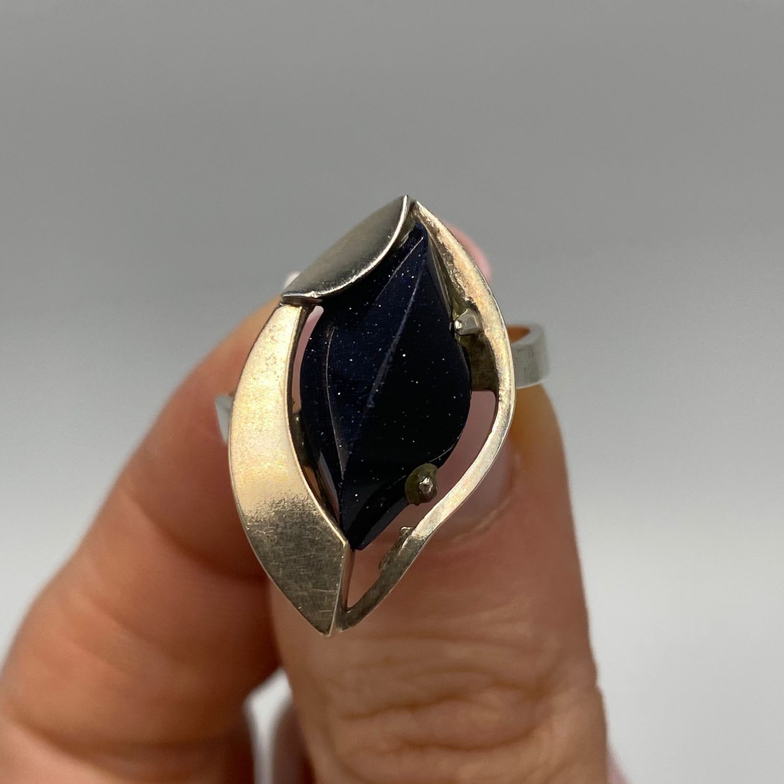 Vintage Vintage 875 Silver Aventurine Ring Size 8.25 Size ONE SIZE - 6 Thumbnail