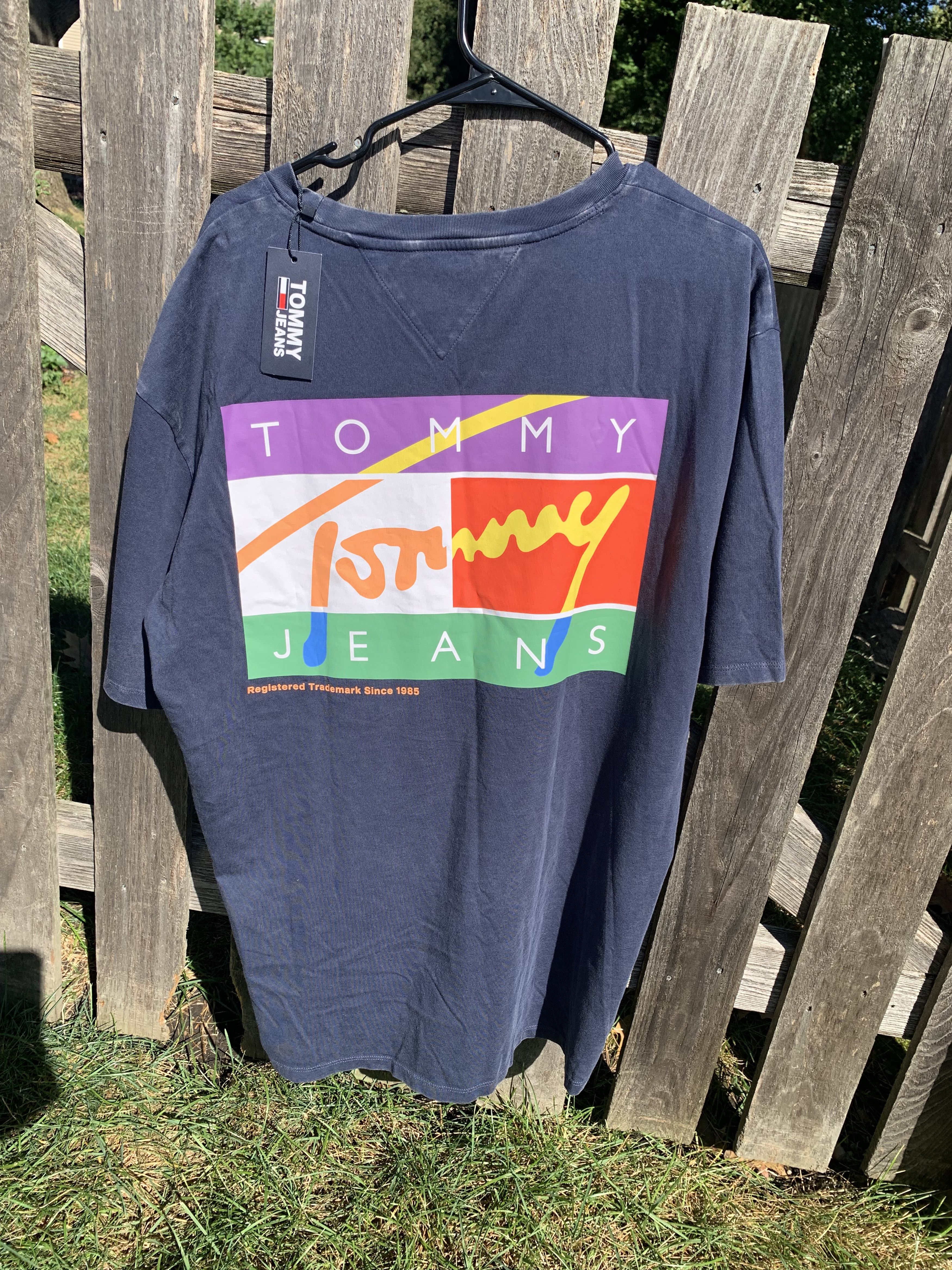 Tommy Hilfiger Tommy Hilfiger Graphic T-Shirt Size US XXL / EU 58 / 5 - 3 Thumbnail