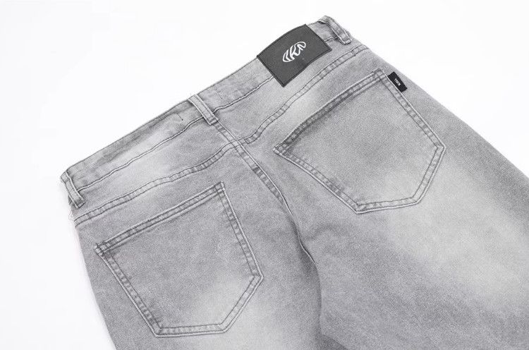 Vintage Men's loose straight washed distressed raw edge jeans Size US 32 / EU 48 - 5 Thumbnail