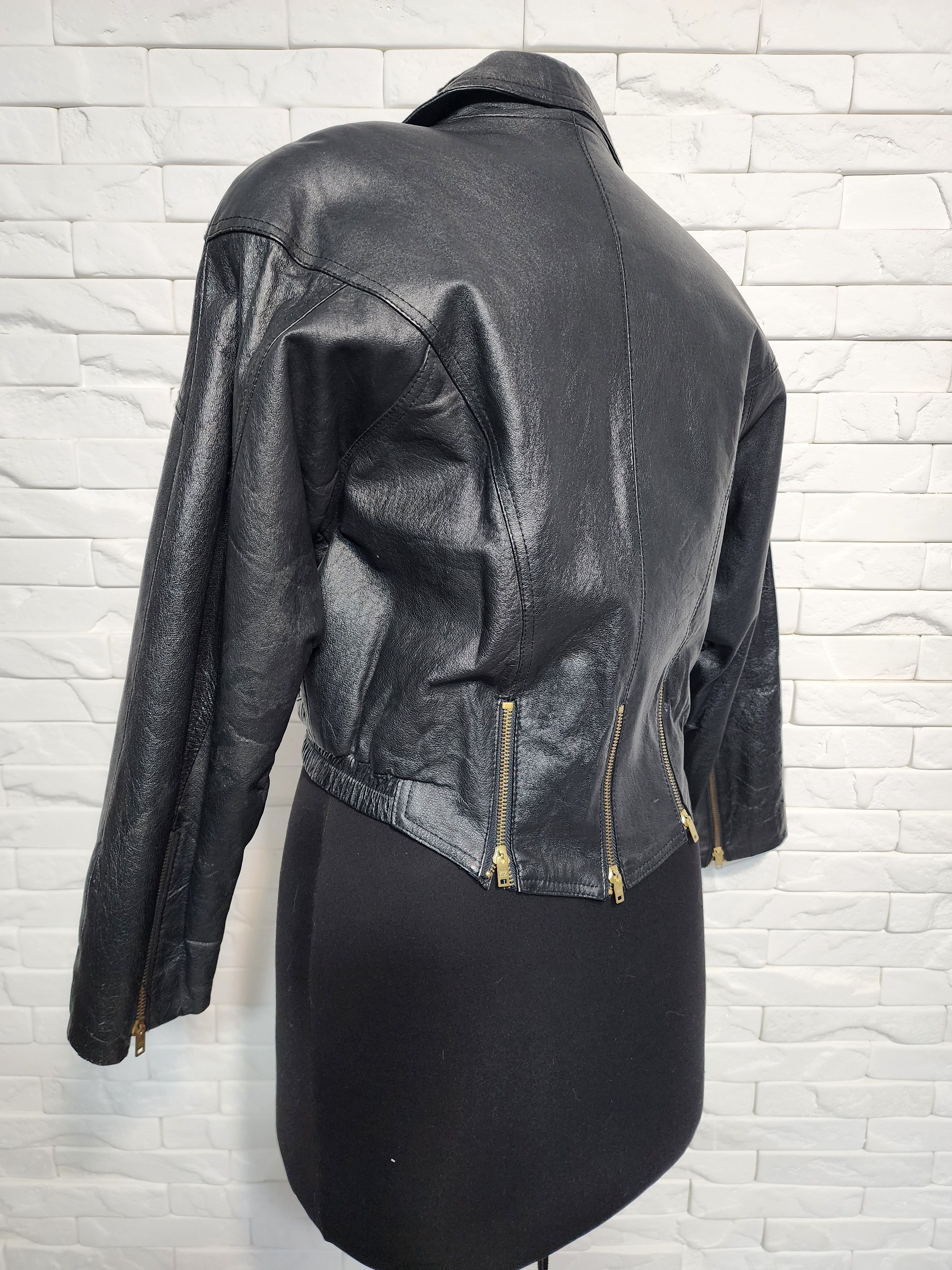 Designer Vintage Black Leather Biker Jacket: Size L / US 10 / IT 46 - 6 Thumbnail