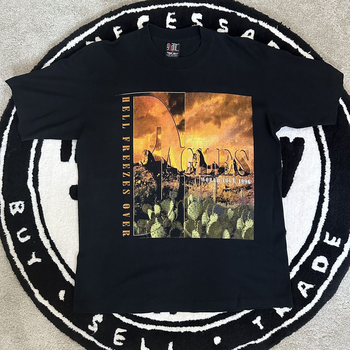 Band Tees Vintage Eagles Hell Freezes Over 1996 World Tour Graphic Tee Size US XL / EU 56 / 4 - 2 Thumbnail