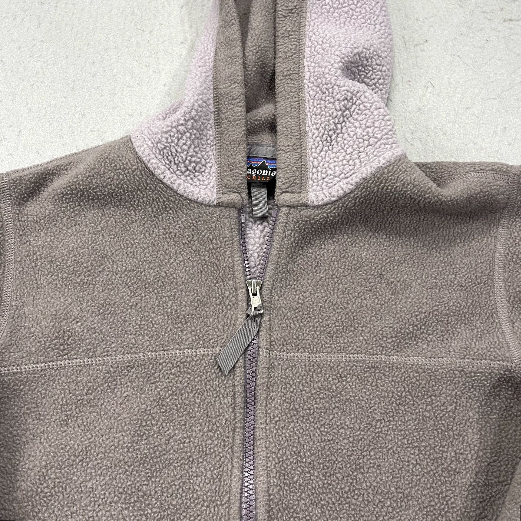 Patagonia VINTAGE Patagonia Jacket Womens Medium Purple Synchilla Arctic Hooded Zip USA Size M / US 6-8 / IT 42-44 - 2 Thumbnail