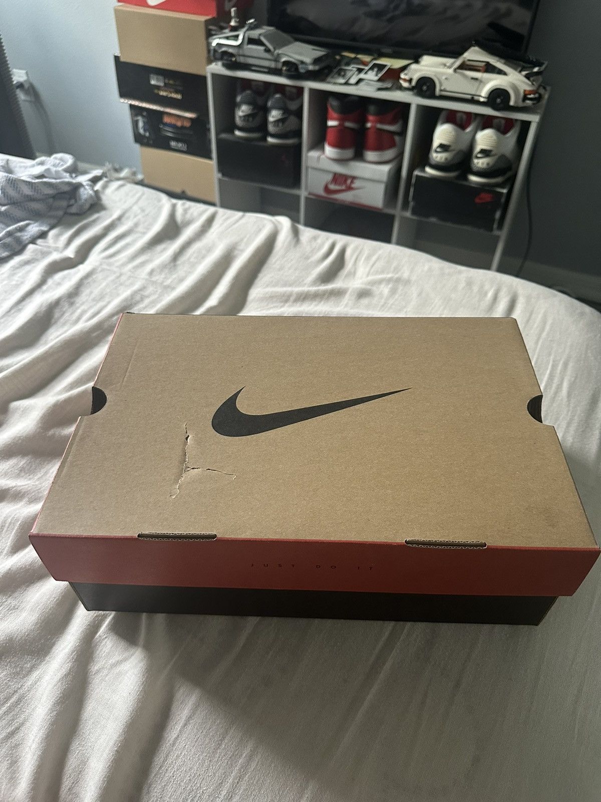 Jordan Brand Jordan 11 Retro Bred 2019 Size US 10 / EU 43 - 11 Thumbnail
