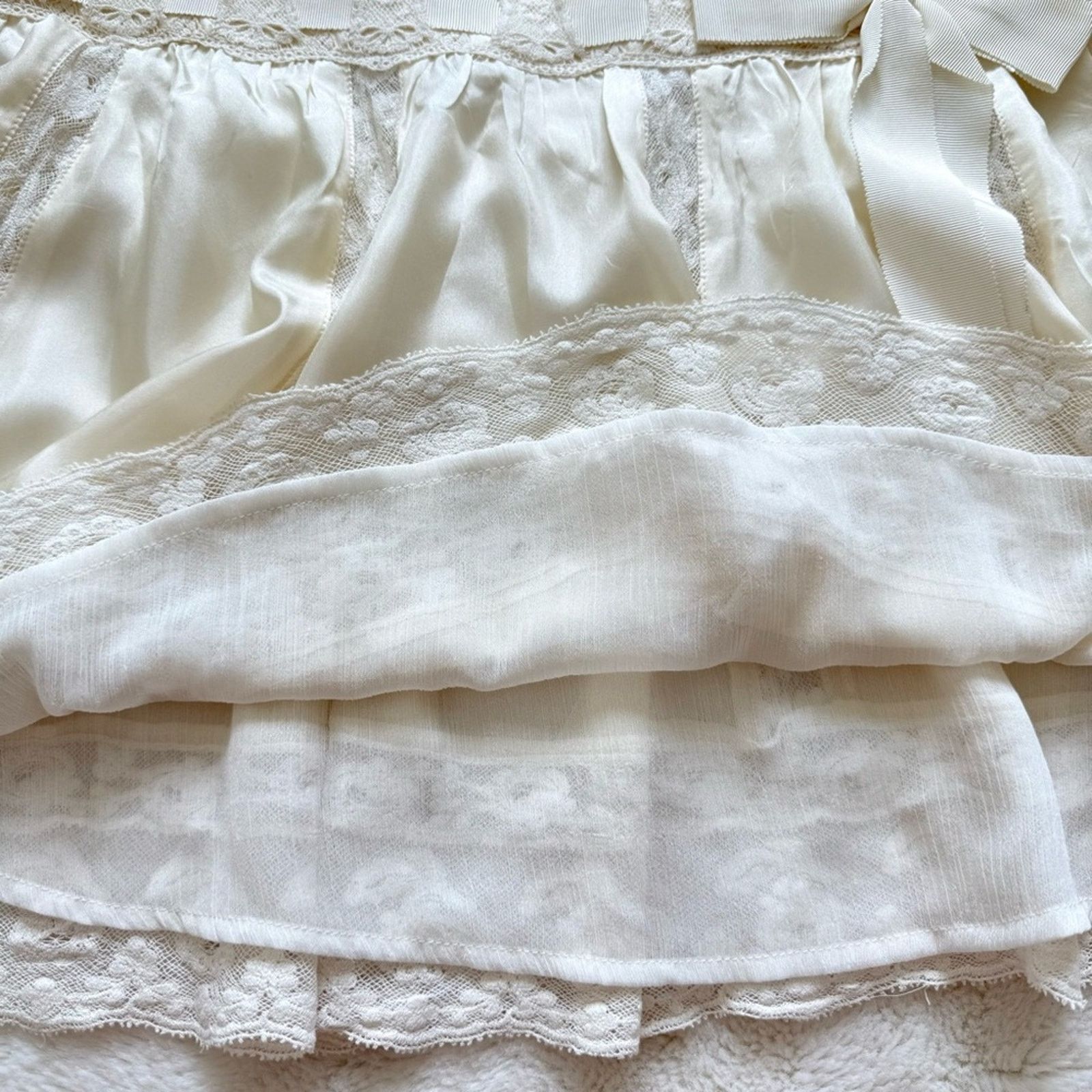 LoveShackFancy NEW!!!! LoveShackFancy ivory skirt size 8 US Size 30" / US 8 / IT 44 - 8 Thumbnail