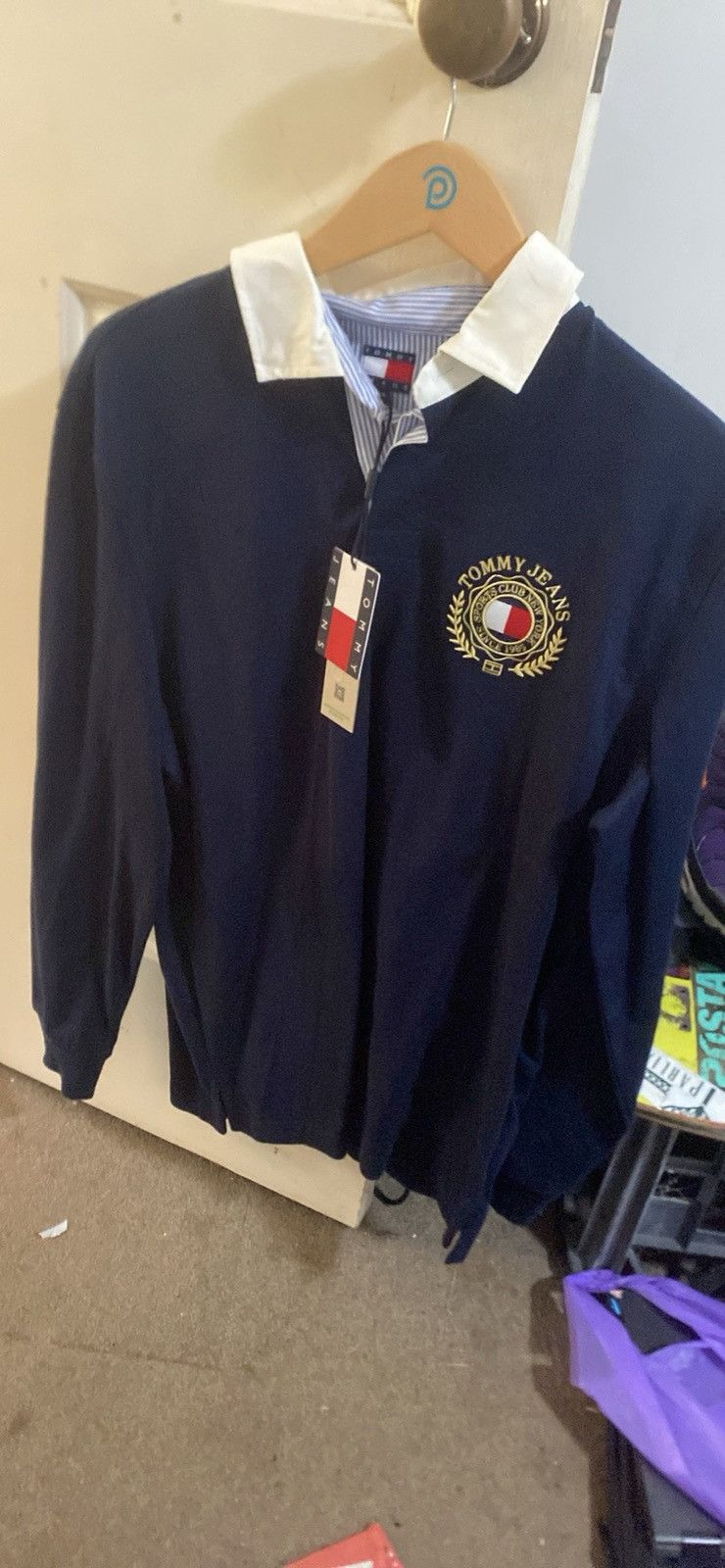 Tommy Hilfiger Band new tommy Hilfiger jersey like tee Size US S / EU 44-46 / 1 - 1 Thumbnail