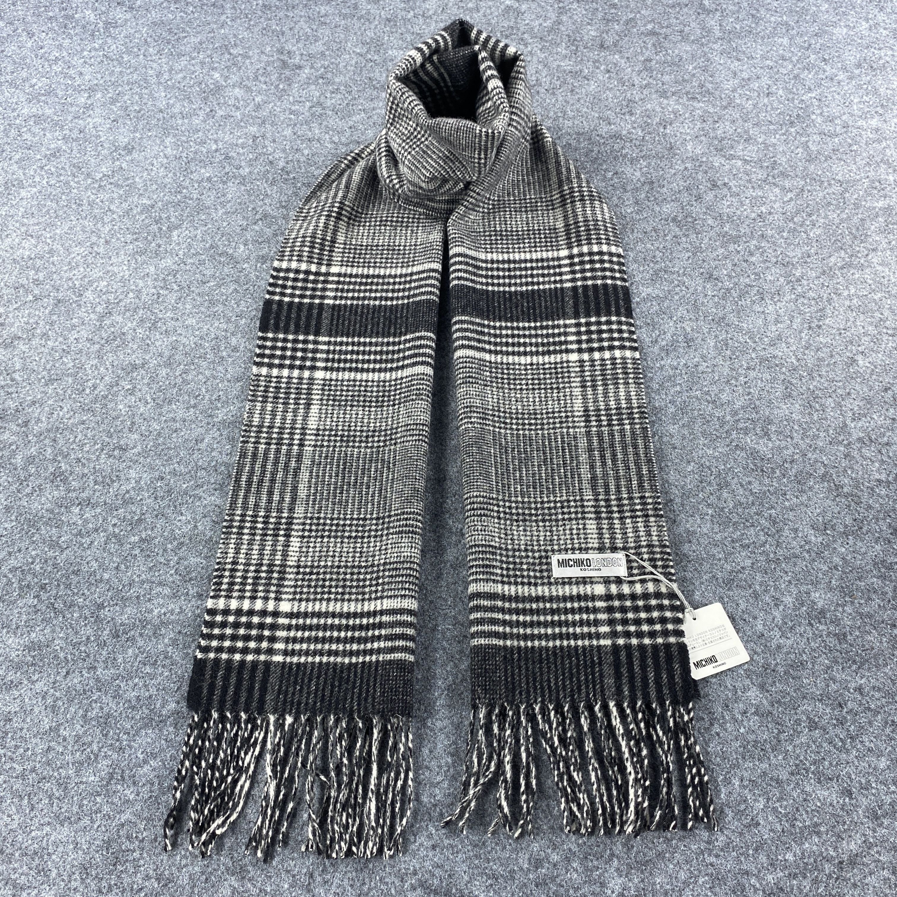 Michiko Koshino London × Vintage Michiko Koshino London Scarf # Muffler # Neckwear # D412 Size ONE SIZE - 1 Thumbnail
